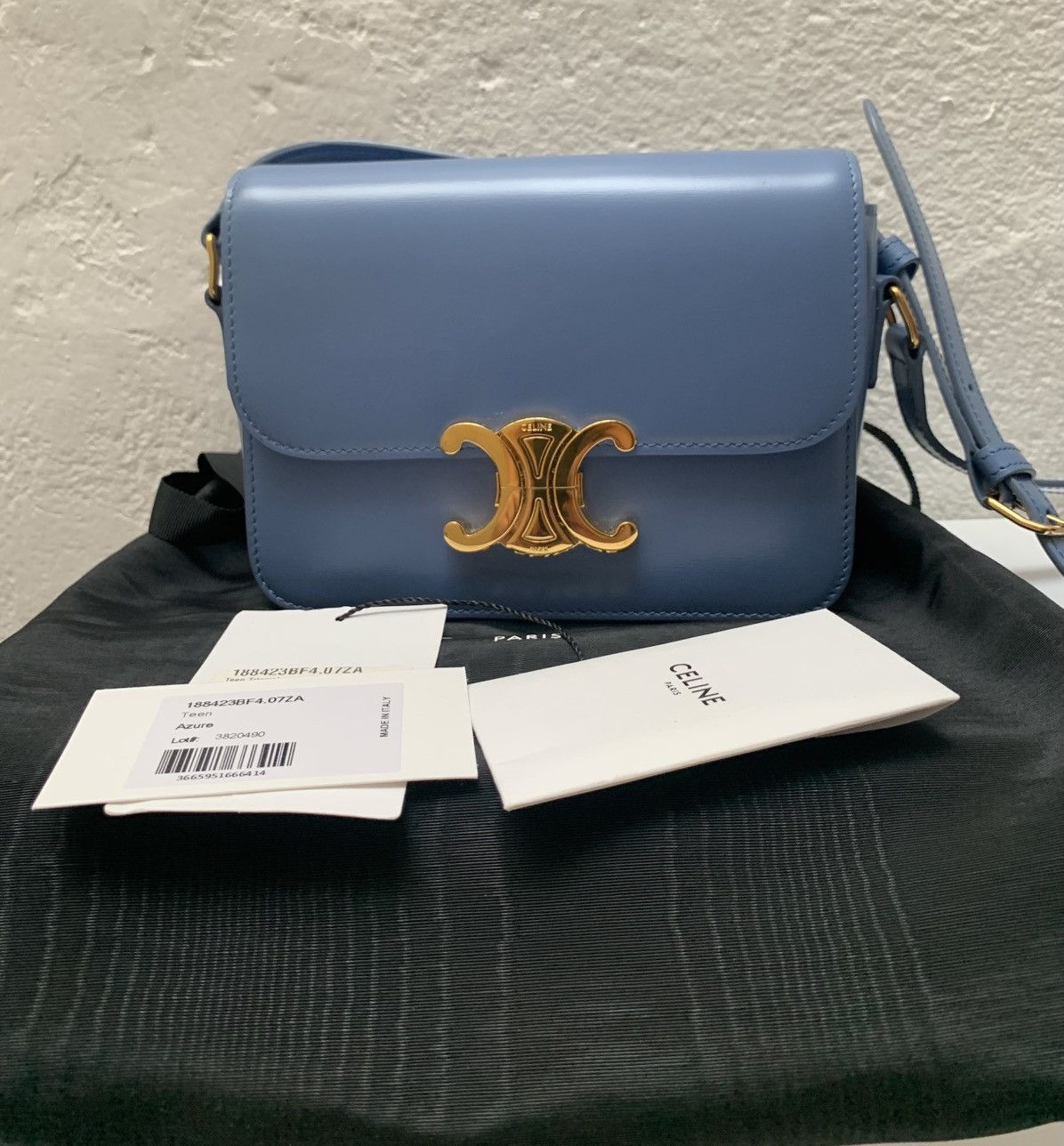 Celine Celine Troimphe Teen Azur BN 3300€ Size ONE SIZE - 13 Thumbnail