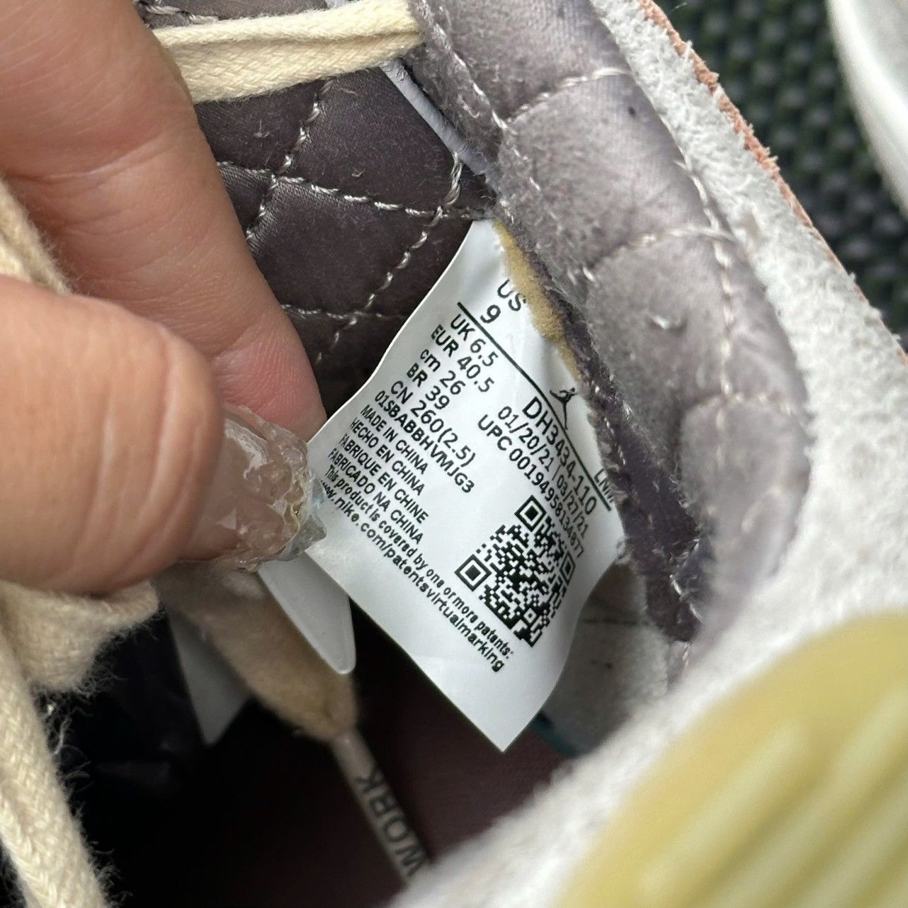 A Ma Maniere × Jordan Brand Air Jordan 3 x A Ma Maniére 'For The Love' (HV8571-100) Size US 8 / EU 41 - 7 Thumbnail
