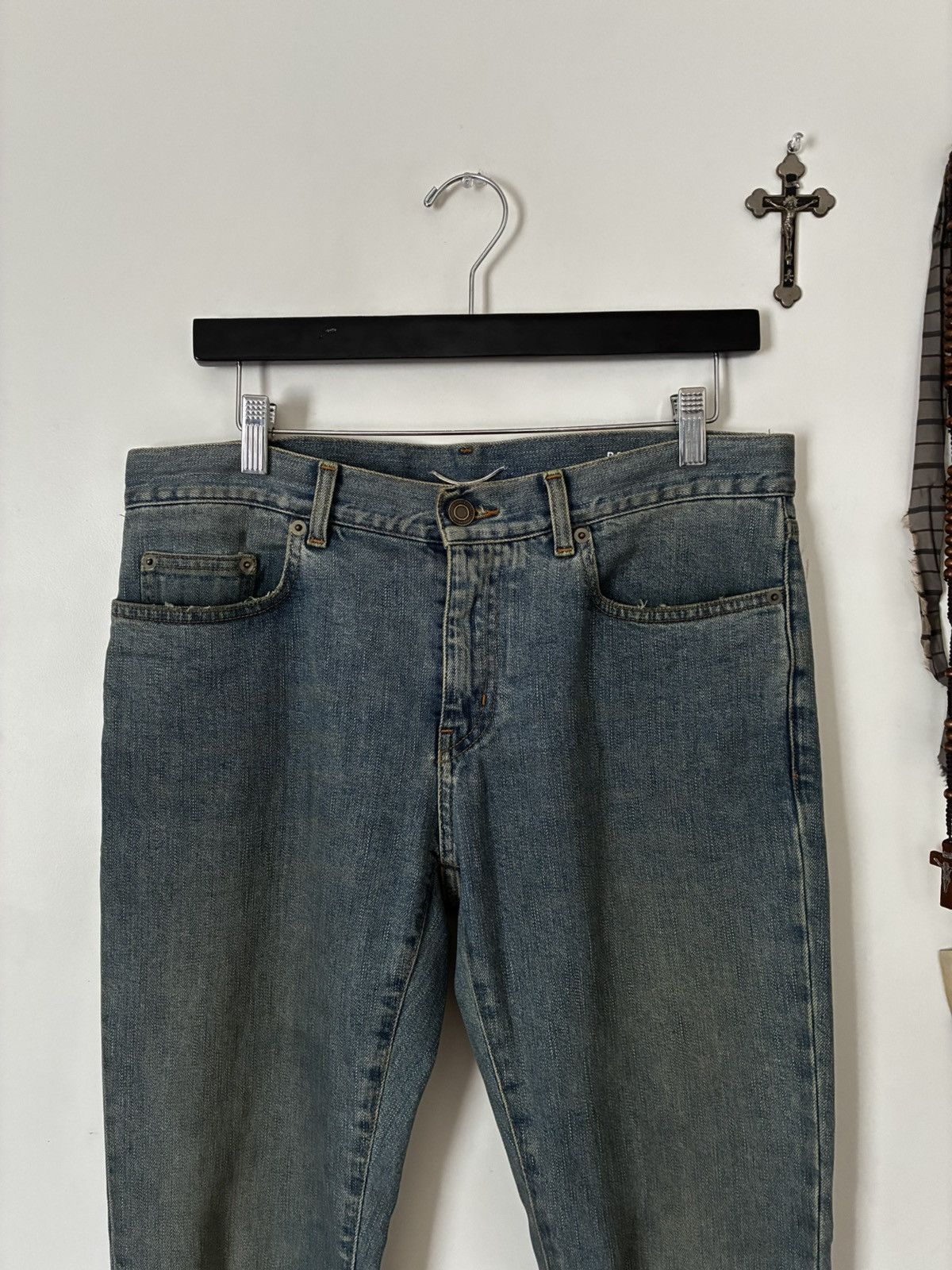 Saint Laurent Paris Saint Laurent Paris 2015 D02 Distressed Denim Size US 31 - 2 Thumbnail