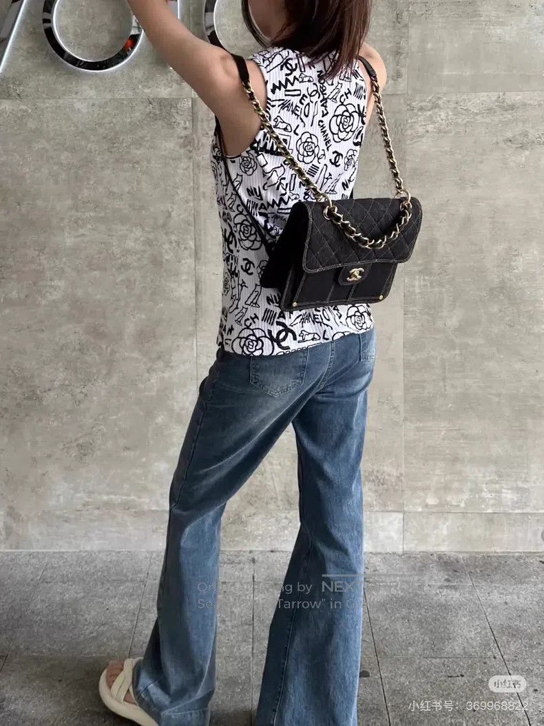 Chanel Chanel Black and white logo camellia graffiti print vest Size XS / US 0-2 / IT 36-38 - 8 Thumbnail