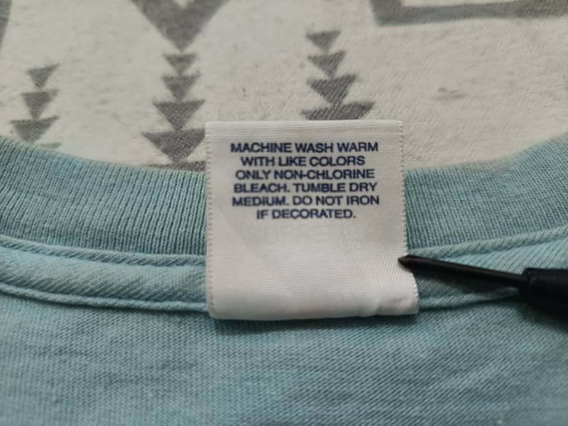 Supreme 🔥🔥 Rare Supreme Mendini Milan Tee Size US M / EU 48-50 / 2 - 5 Thumbnail