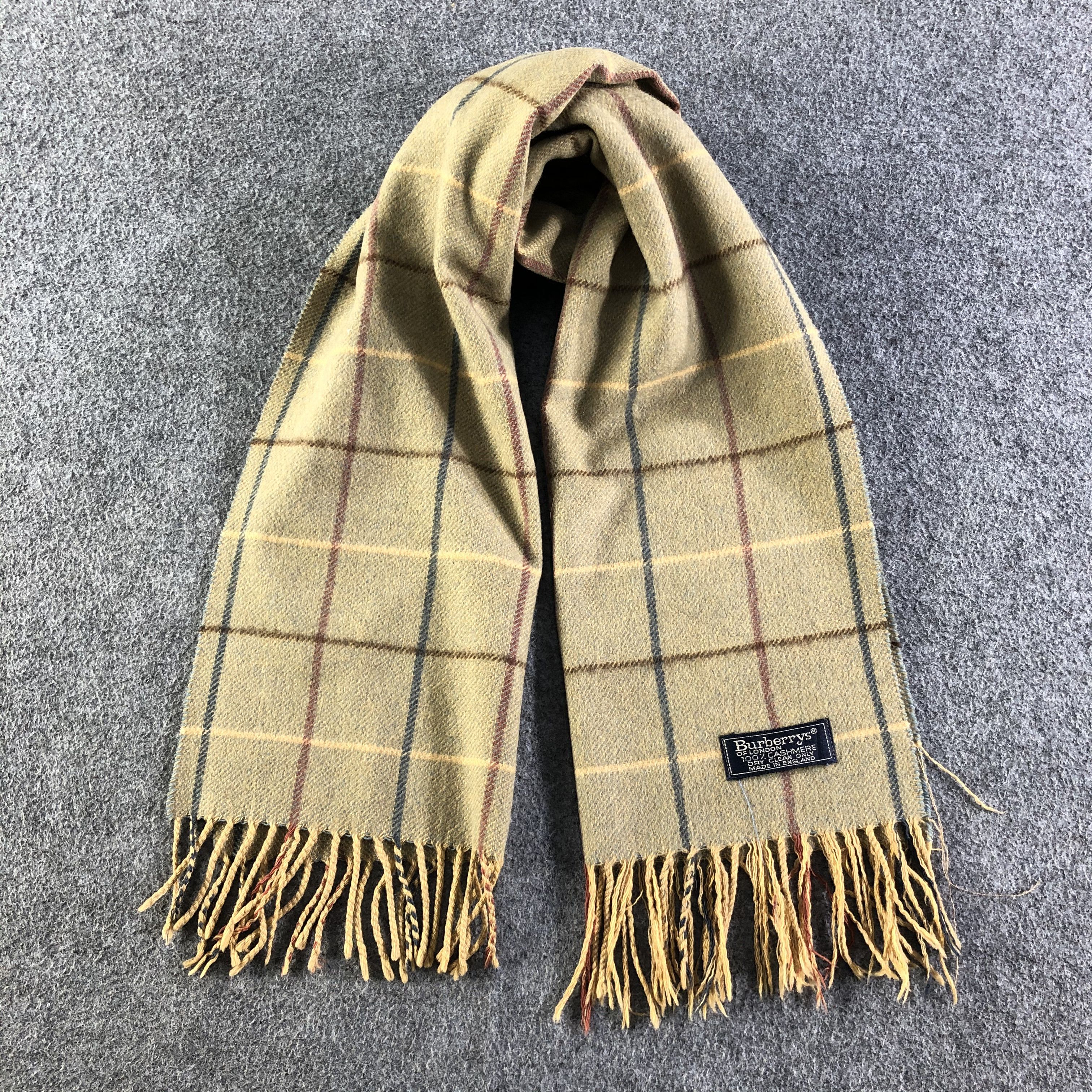 Burberry Burberrys Scarf / Muffler / Neckwear P442 Size ONE SIZE - 1 Thumbnail