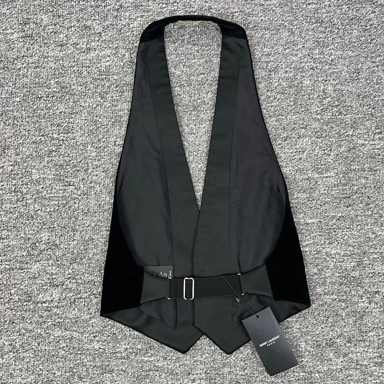 Saint Laurent Paris Saint Laurent Black Velvet Vest. Size XXS / US 00 / IT 34 - 2 Thumbnail