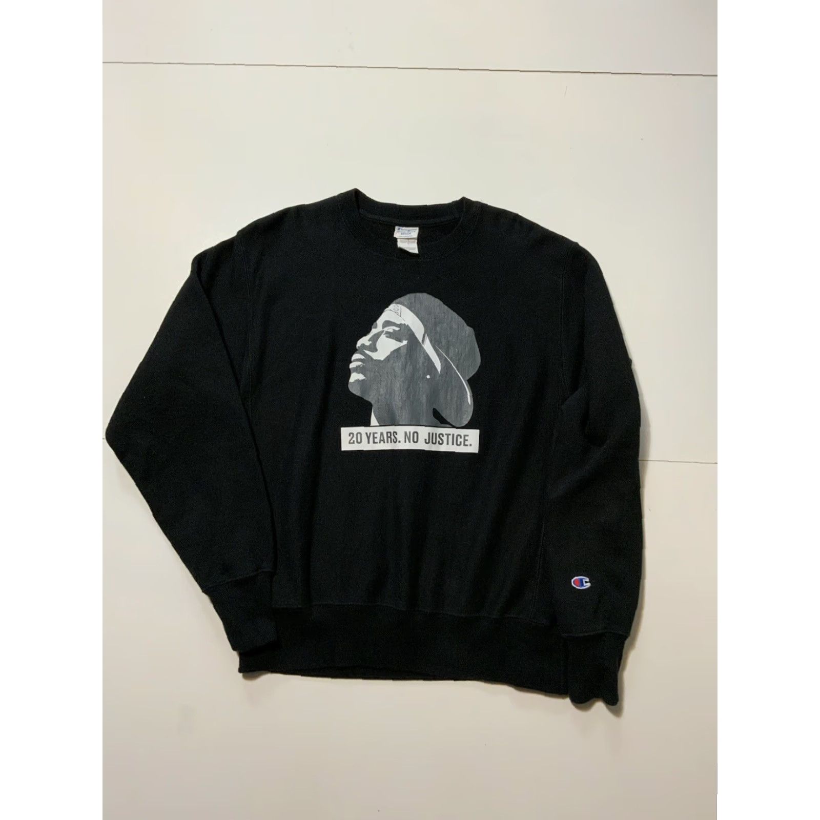 Champion VINTAGE Champion Reverse Weave Unsolved The Murders Of Tupac & Notorious Sweatshirt Sz.M Size US M / EU 48-50 / 2 - 2 Thumbnail