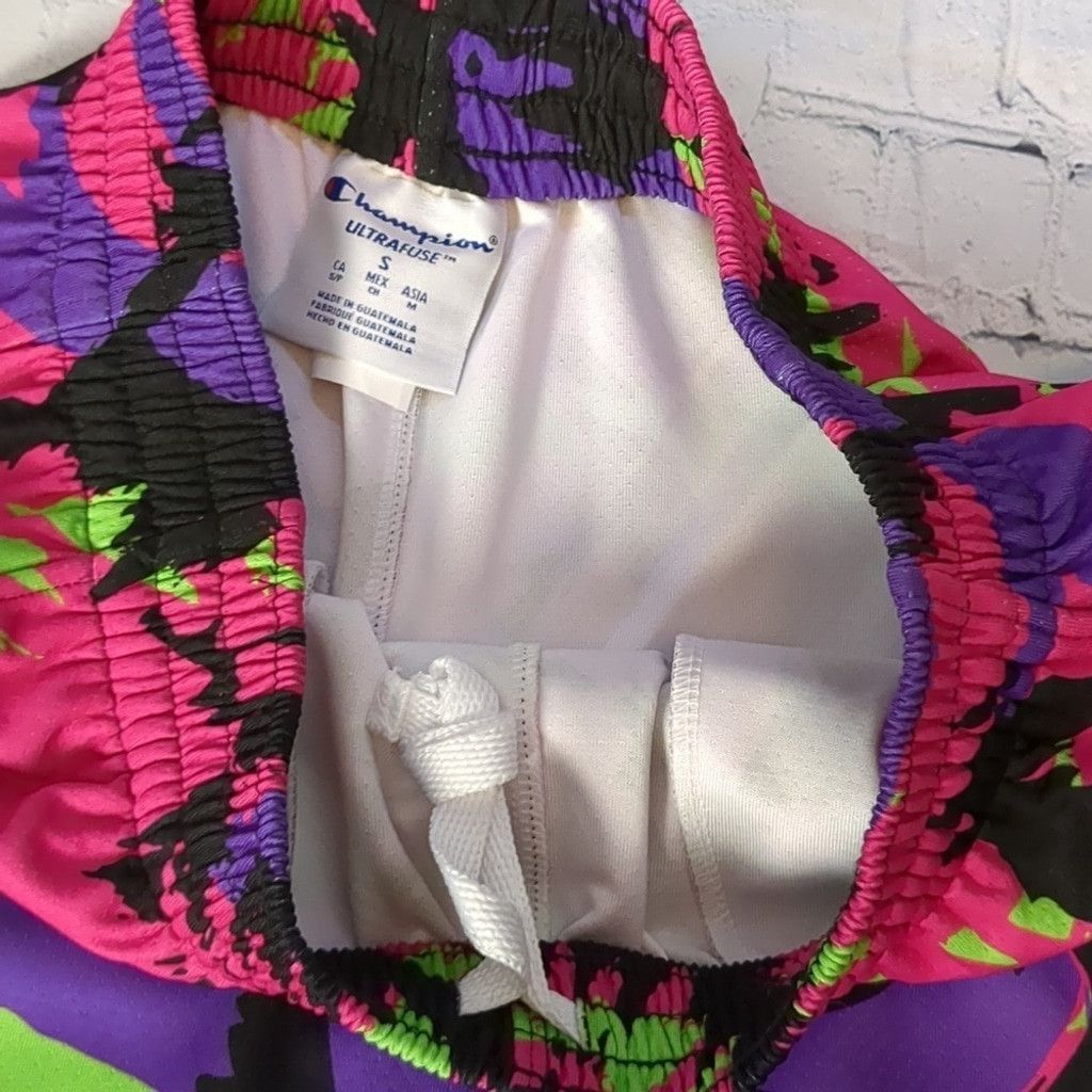 Champion Champion wow pinks basketball shorts size small Size US 26 / EU 42 - 3 Thumbnail