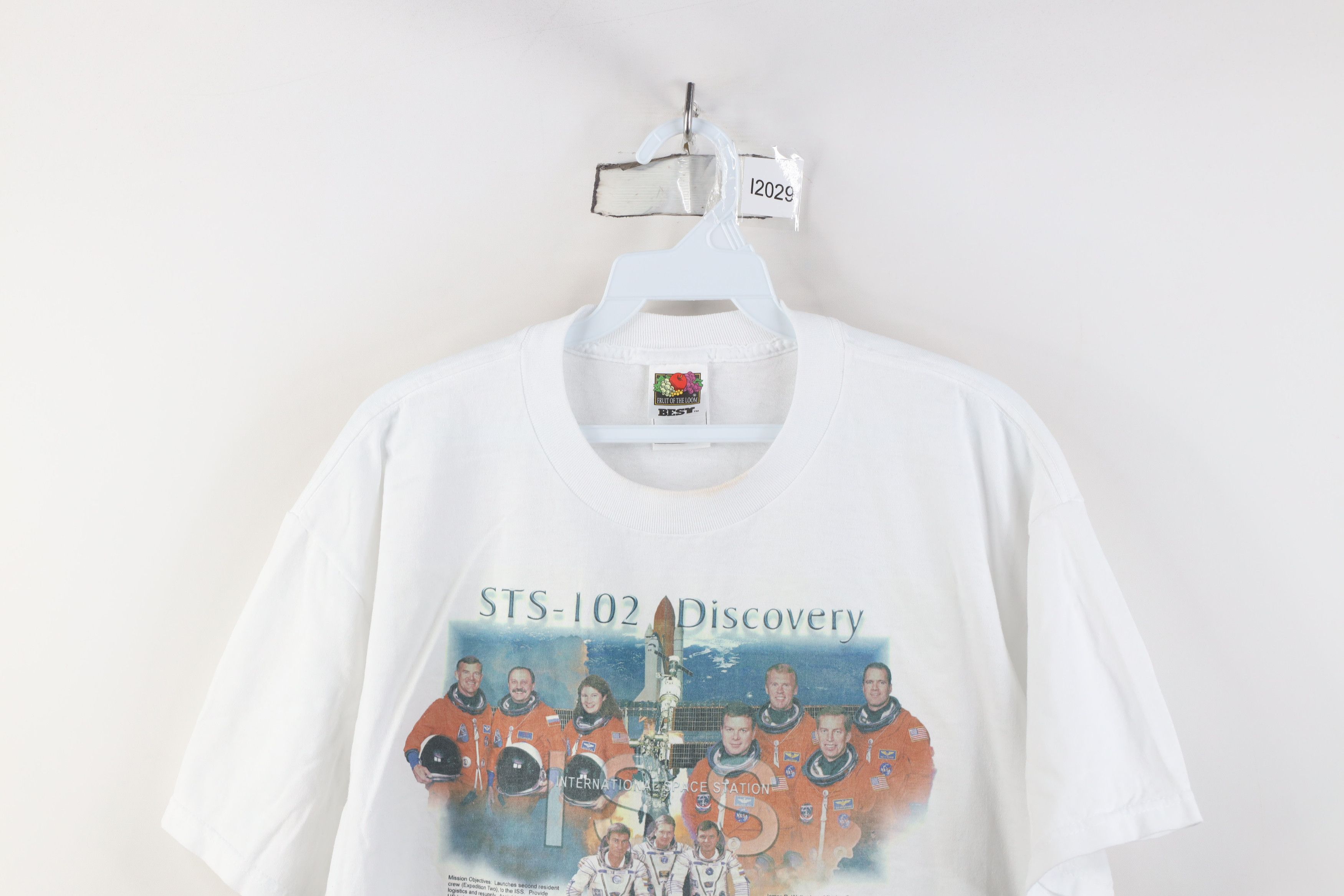 Vintage Vintage Y2K ISS STS-102 Discovery Short Sleeve T-Shirt Size US L / EU 52-54 / 3 - 2 Thumbnail