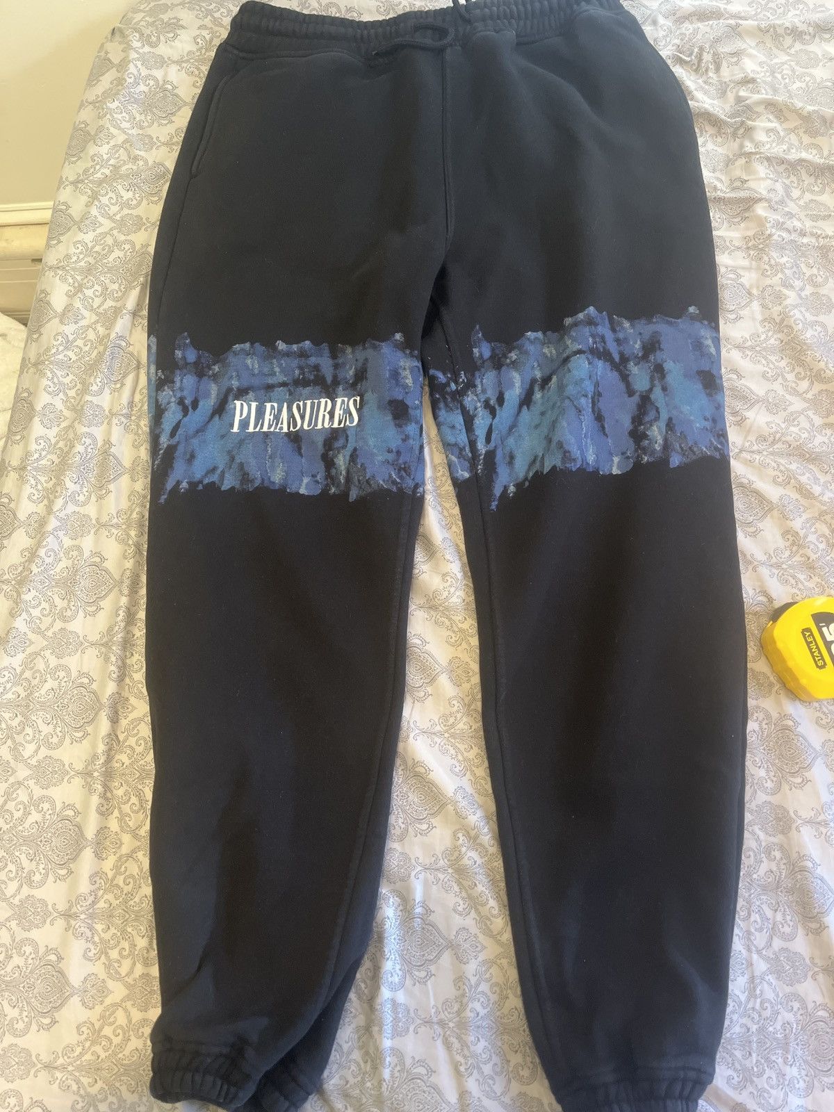 Pleasures Pleasures “rain” sweatpants Size US 34 / EU 50 - 1 Thumbnail