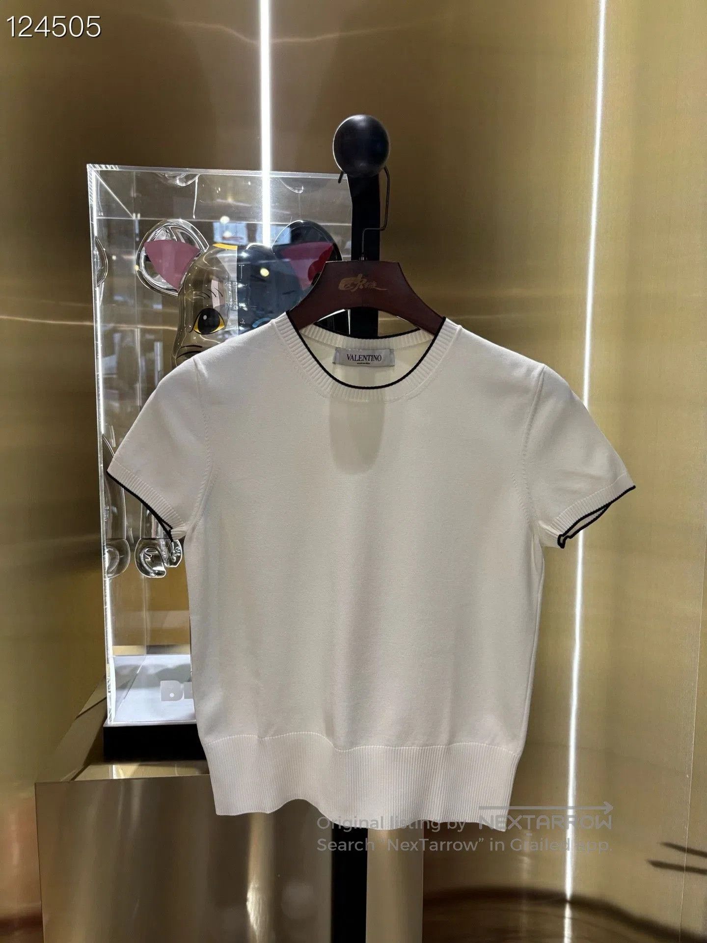 Valentino Valentino Classic Black Trim White Knit Top. Size XS / US 0-2 / IT 36-38 - 1 Thumbnail