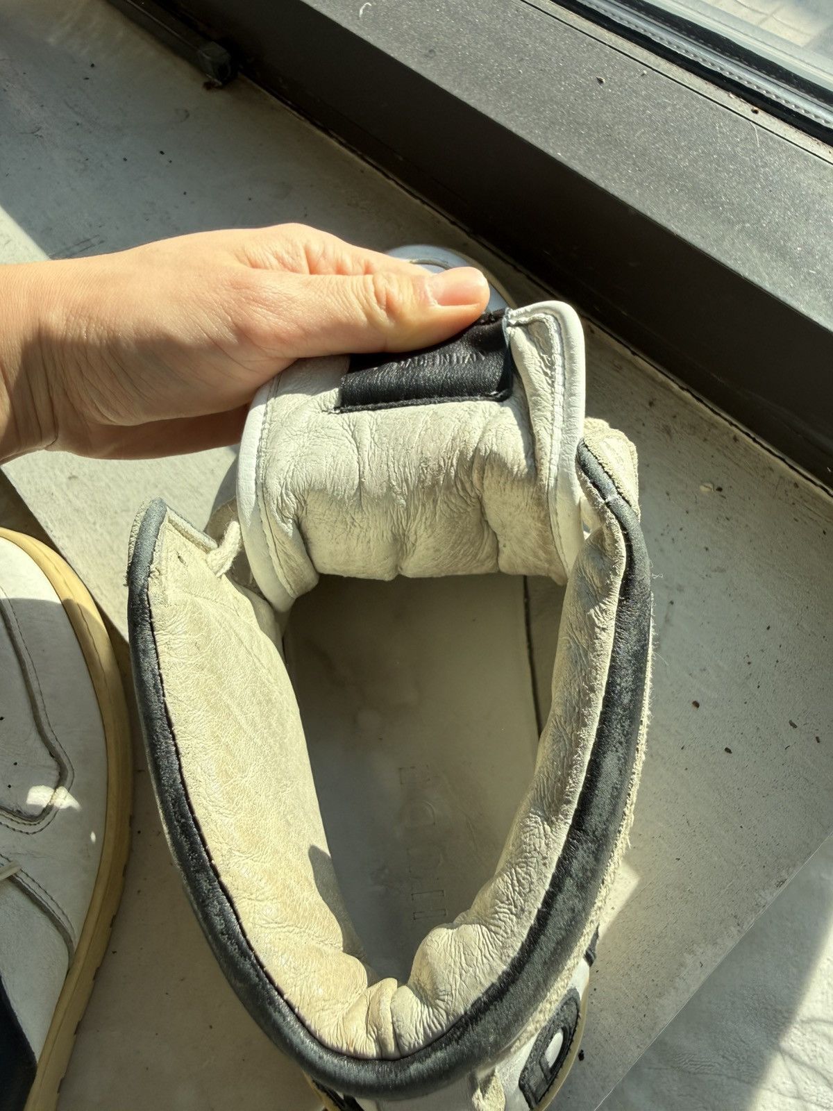 Rhude White & Black Rhecess Hi Sneakers Size US 9 / EU 42 - 11 Thumbnail