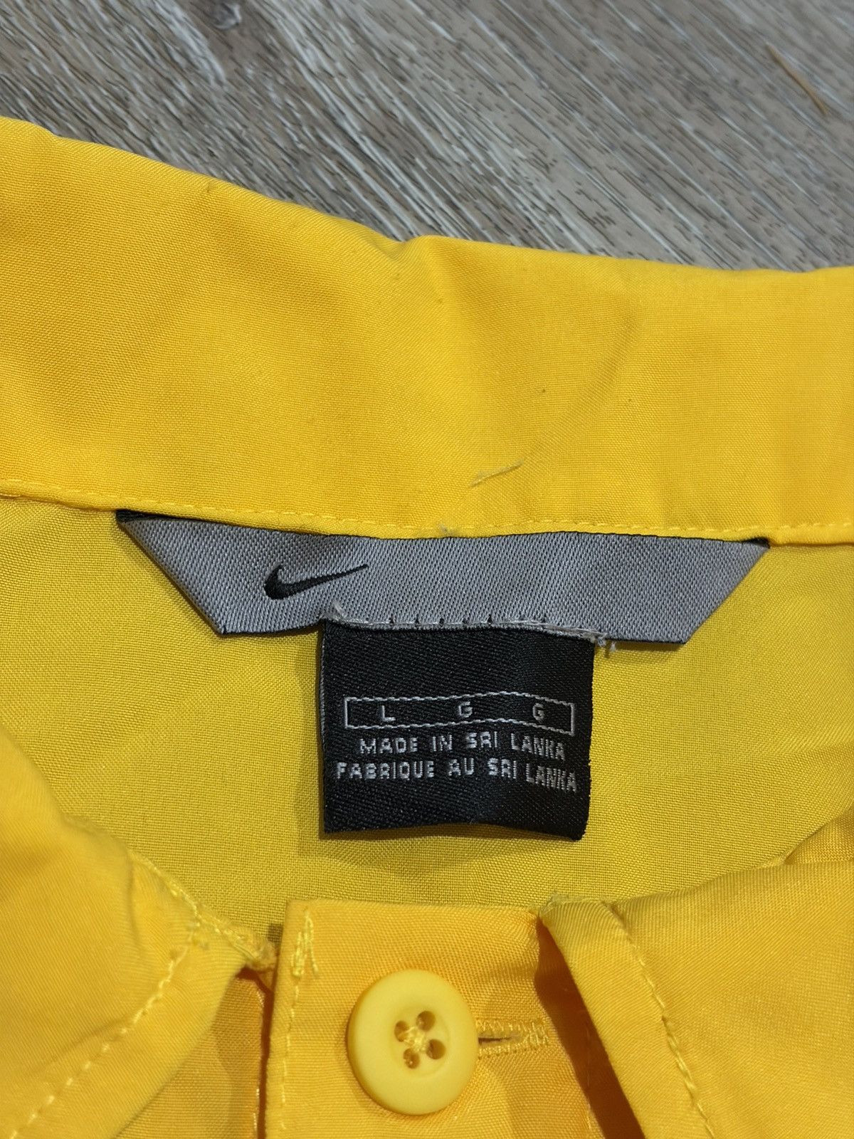 Nike Vintage Y2K Nike Vintage Yellow Button Down Shirt Size Large Size US L / EU 52-54 / 3 - 6 Thumbnail