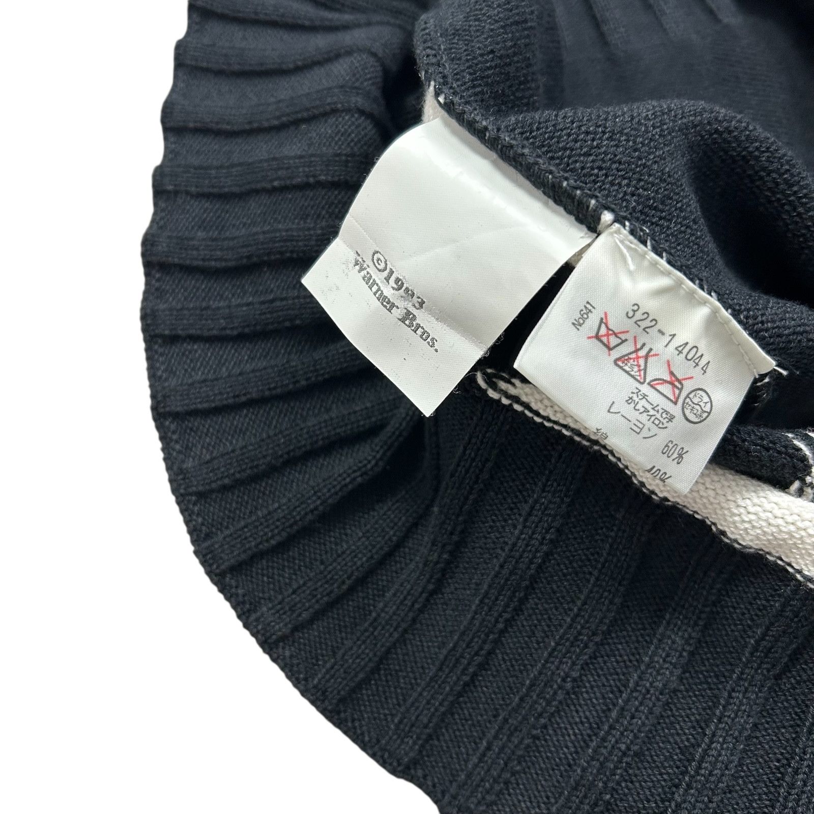 Iceberg VTG 90s SYLVESTER CAT LOONEY TUNES 1993 KNIT SWEATER Size US M / EU 48-50 / 2 - 8 Thumbnail