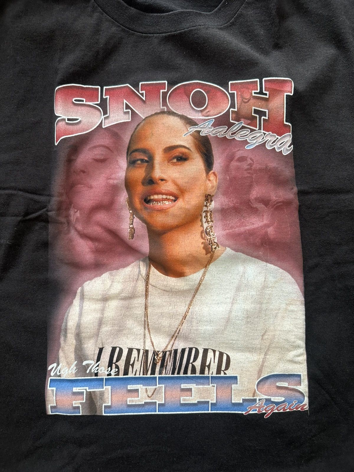 Vintage Snoh Alegra Bootleg Tee Size US XL / EU 56 / 4 - 2 Thumbnail