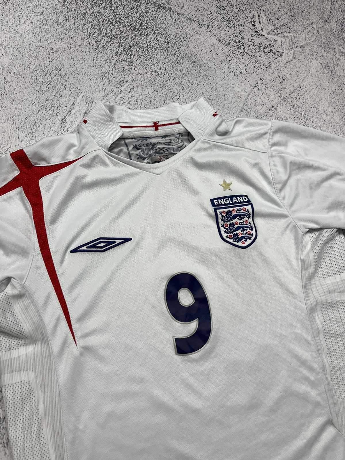 Umbro Vintage Umbro England 2005 2007 Rooney #9 Home Soccer Shirt Size US M / EU 48-50 / 2 - 8 Thumbnail