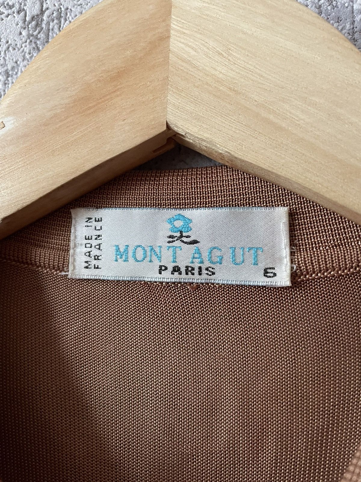 Montagut Rare ❗️ MontAgut Paris Vintage Gold Polo T-Shirt Size US L / EU 52-54 / 3 - 2 Thumbnail