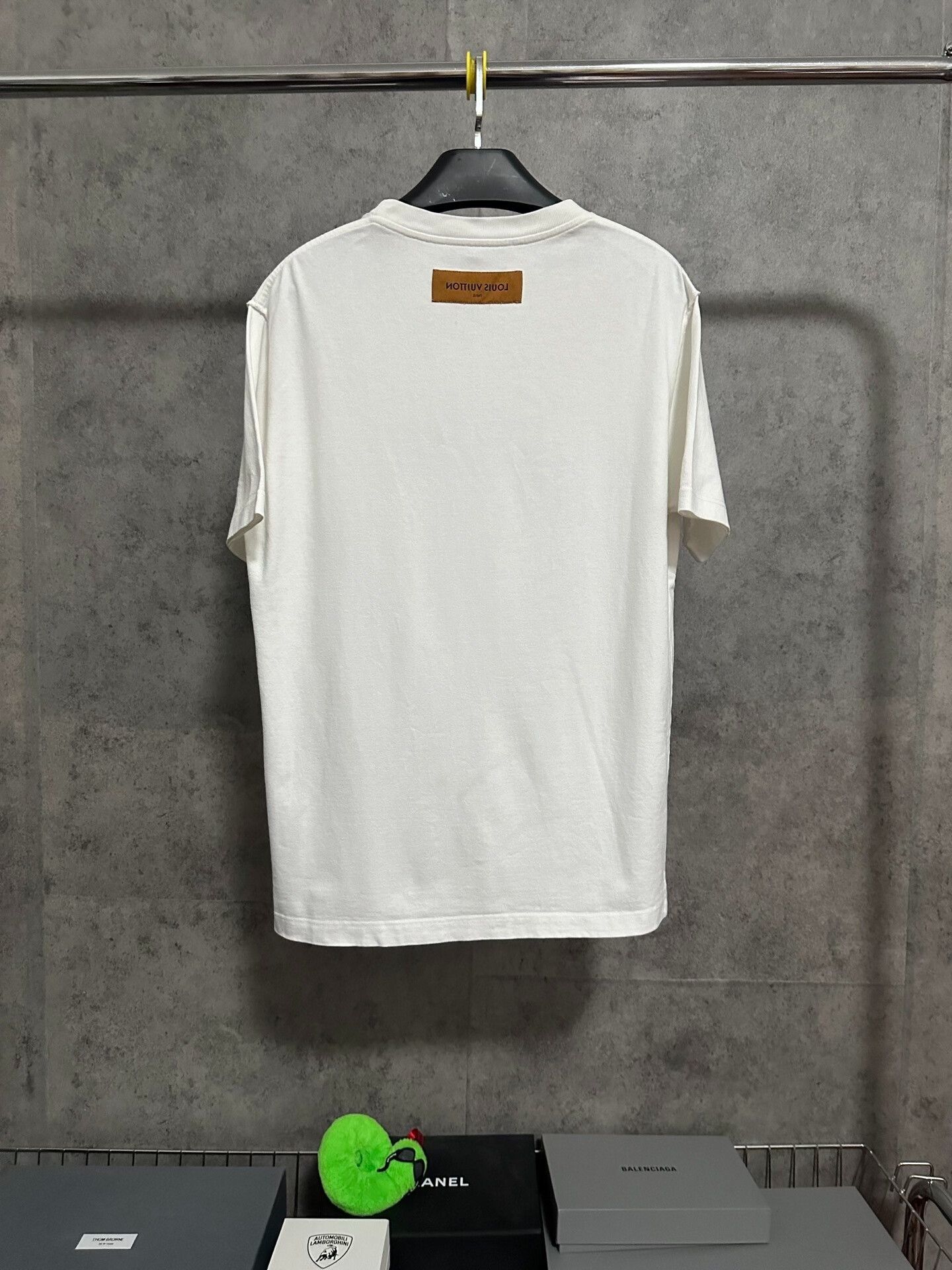 Louis Vuitton LV Chest Embroidered Logo Short Sleeve T-Shirt Size US L / EU 52-54 / 3 - 4 Thumbnail