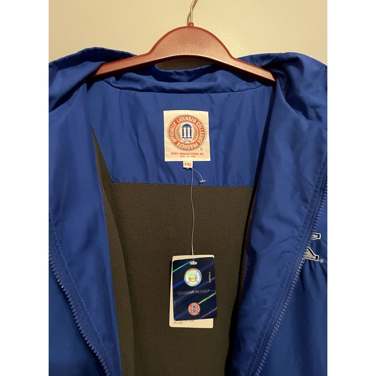 Vintage VINTAGE Officially Licensed Collegiate Kentucky Wildcats UK Jacket Windbreaker 2XL Blue Mens Navy Blue 90s University A481 Size US XXL / EU 58 / 5 - 4 Thumbnail