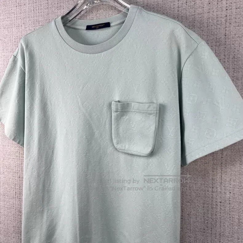 Louis Vuitton Louis Vuitton Monogram dark print print pocket crew neck s Size US L / EU 52-54 / 3 - 2 Thumbnail
