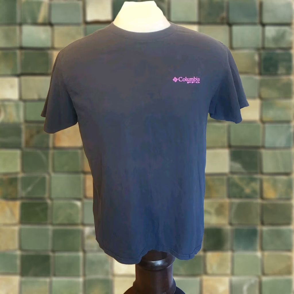 Vintage Relevant Keywords: "Columbia PFG Shirt," "Mens," "Large," "Black," "Pro Fishing," "Graphic," "Short Sleeve," "Tee. Size US L / EU 52-54 / 3 - 1 Thumbnail