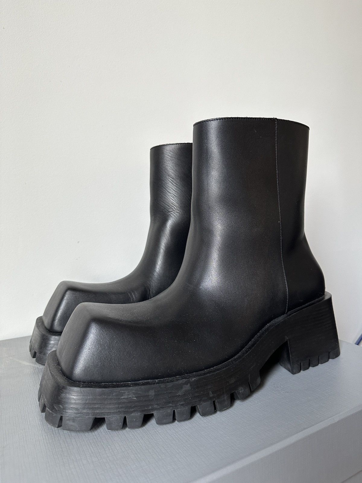 Balenciaga Balenciaga trooper boots calfskin leather Size US 9 / EU 42 - 5 Thumbnail