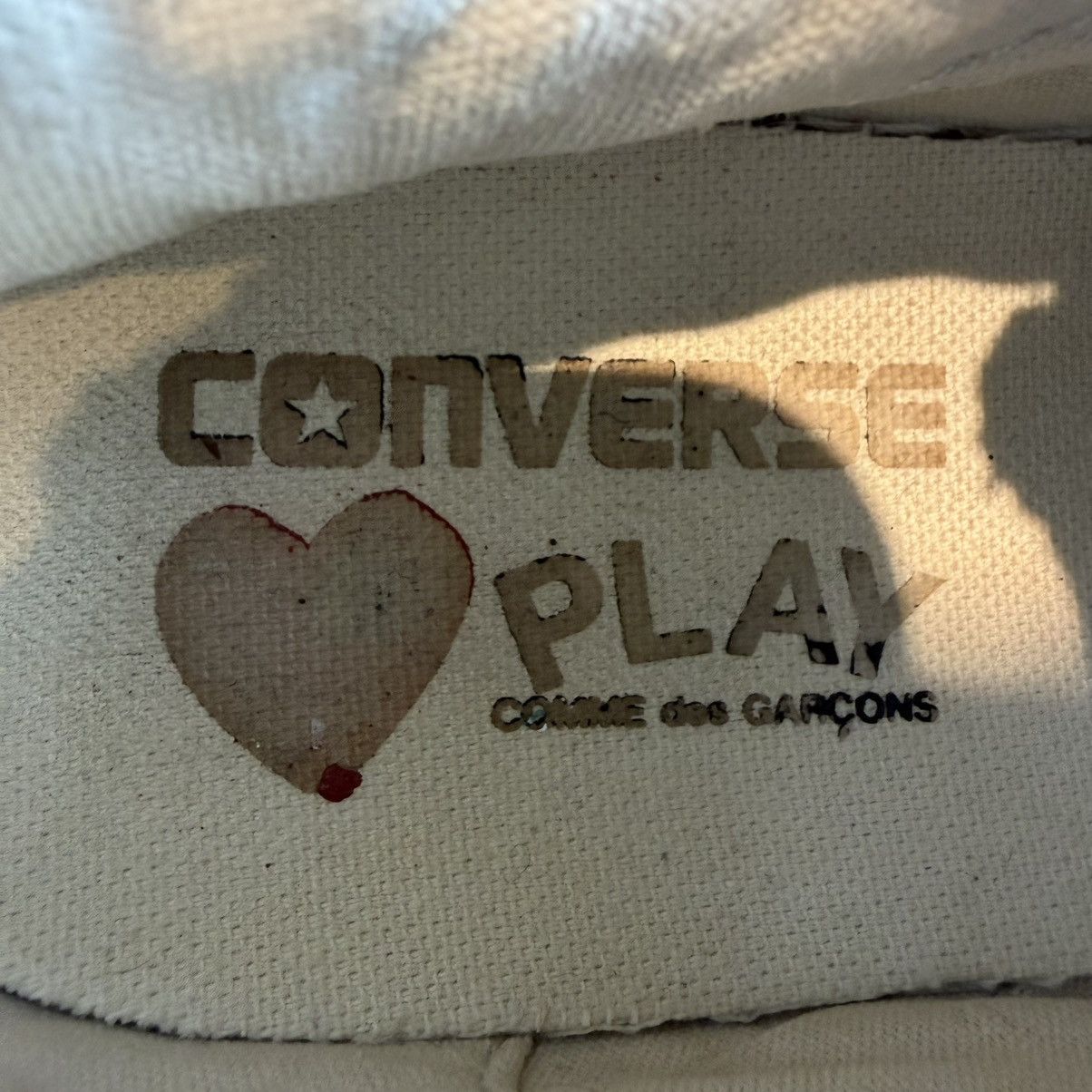 Comme des Garcons PLAY × Converse Comme des Garçons PLAY and Converse mens 6 Womens 7.5 Size US 6 / EU 39 - 7 Thumbnail