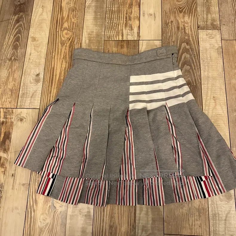 Thom Browne Thom Browne Casual pleated skirt Size 25" / US 0 / IT 36 - 3 Thumbnail