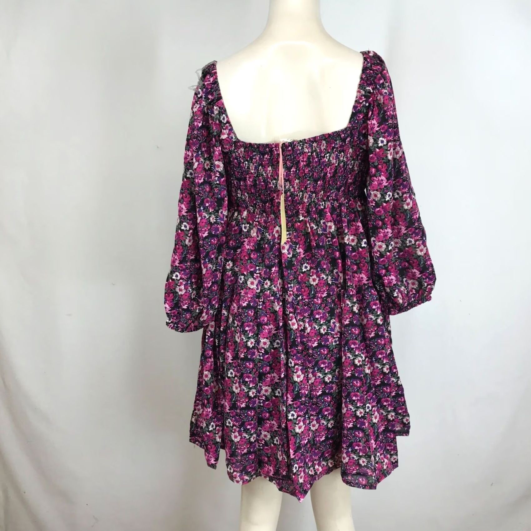 Vintage ENTRO Women's M Floral Long Sleeve Ties at Neck Polyester Shift Dress Shirt? Size M / US 6-8 / IT 42-44 - 5 Thumbnail