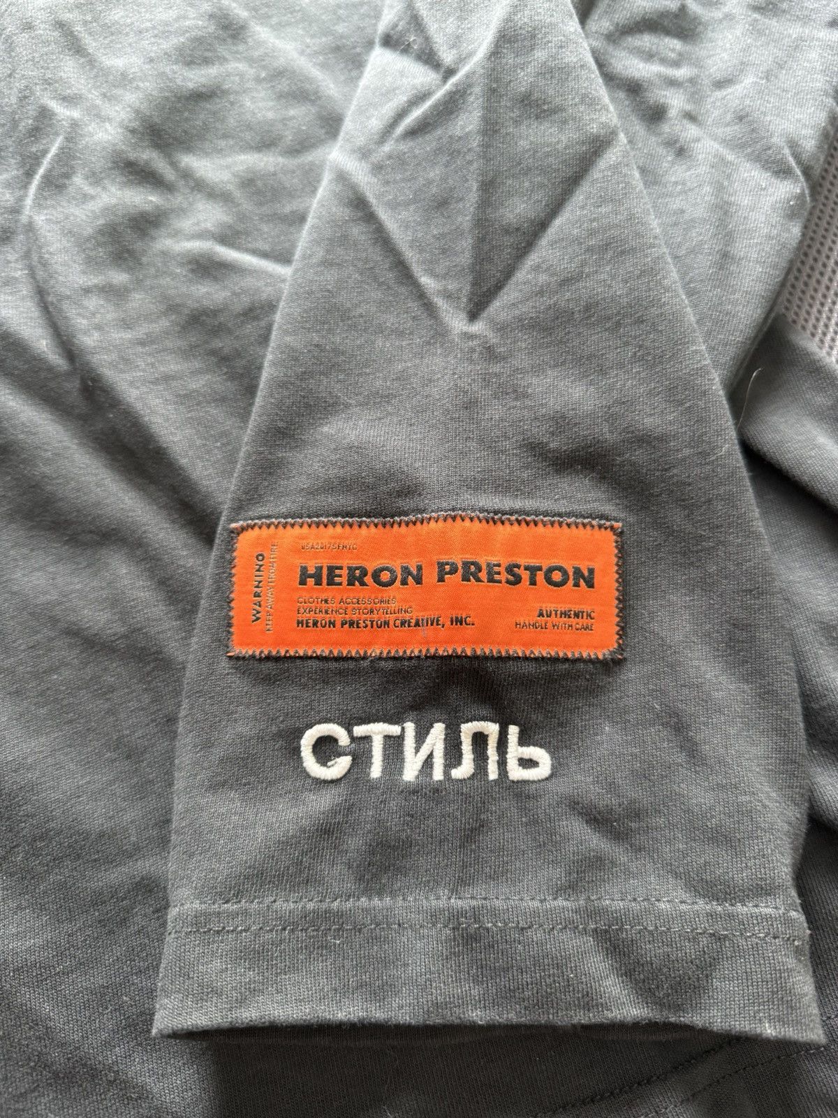 Heron Preston Heron Preston Long Sleeve Turtleneck Style Tee Size US L / EU 52-54 / 3 - 4 Thumbnail
