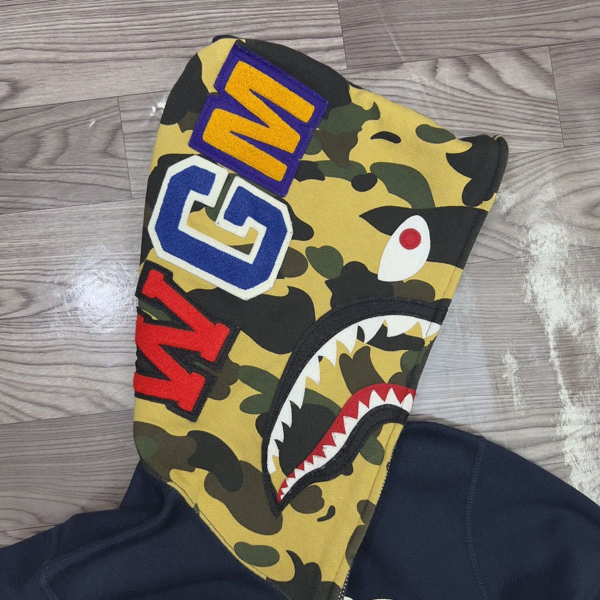 Bape Bape Classic Shark Full Zip Hoodie Size US M / EU 48-50 / 2 - 23 Thumbnail