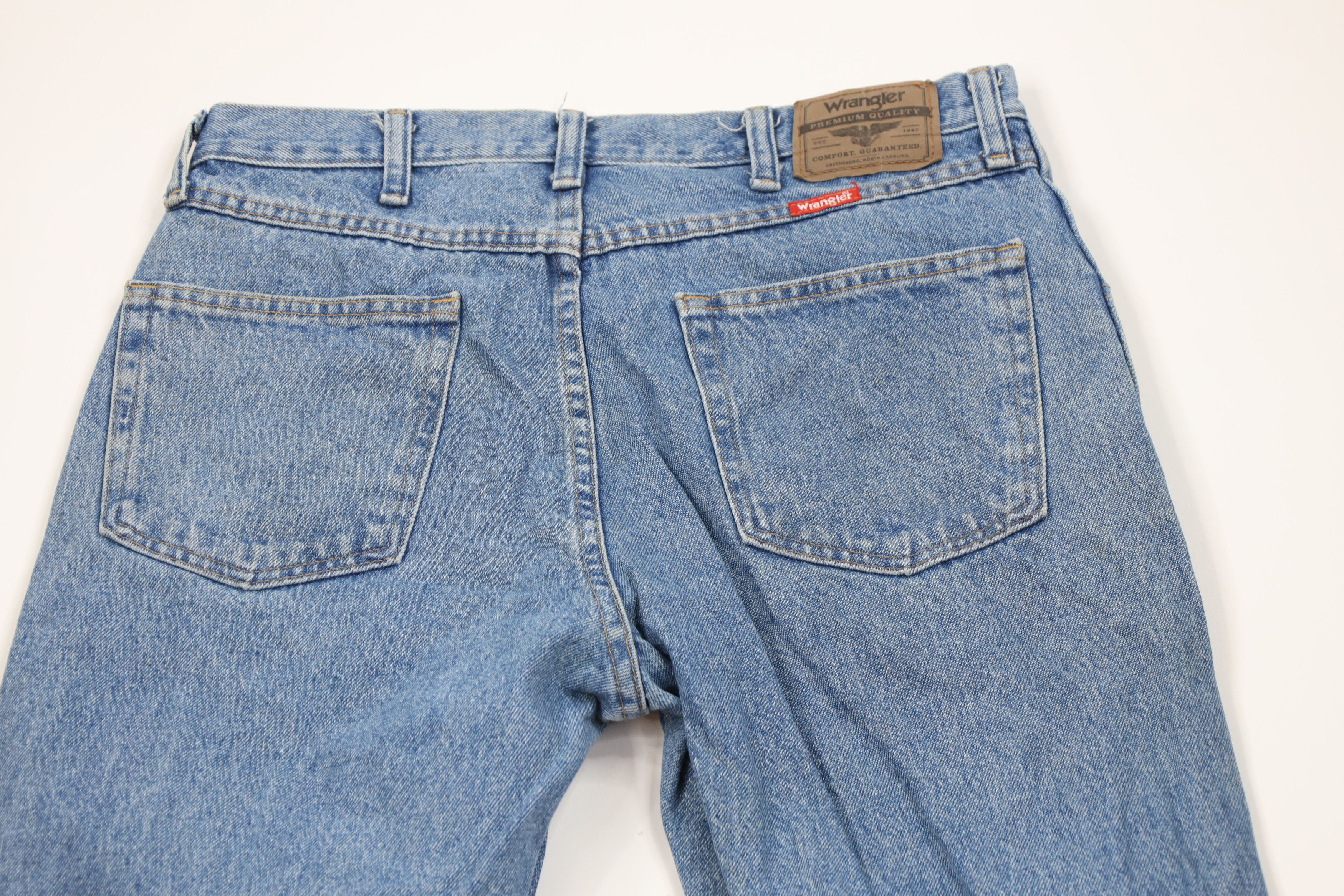 Wrangler Vintage Y2K Wrangler Regular Fit Straight Leg Denim Jeans Size US 34 / EU 50 - 12 Thumbnail