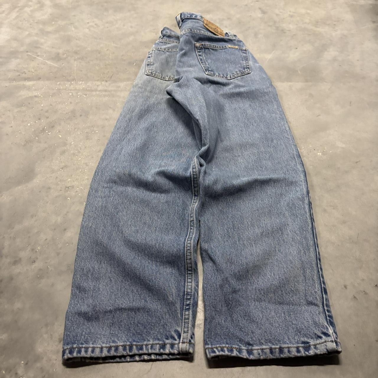 Levi's × Vintage Crazy Vintage Y2K/2000s Medium Wash Levi’s Denim Jeans! Size US 30 / EU 46 - 4 Thumbnail