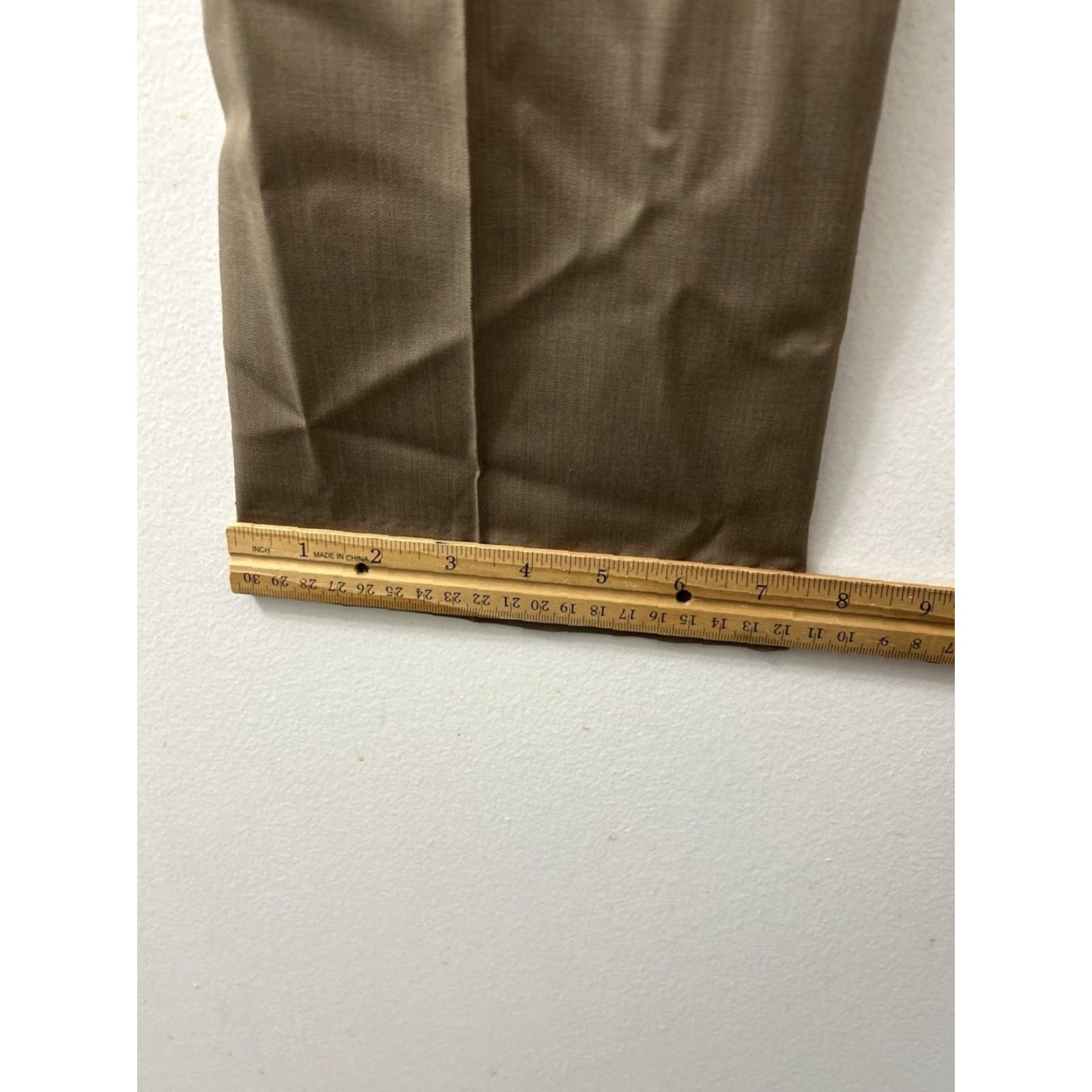 Vintage JOS A BANK Traveler Collection Pants Mens 31x32 Tan 100% Wool NWT Tailored Fit Dress Pants Workwear Wool Size US 31 - 5 Thumbnail