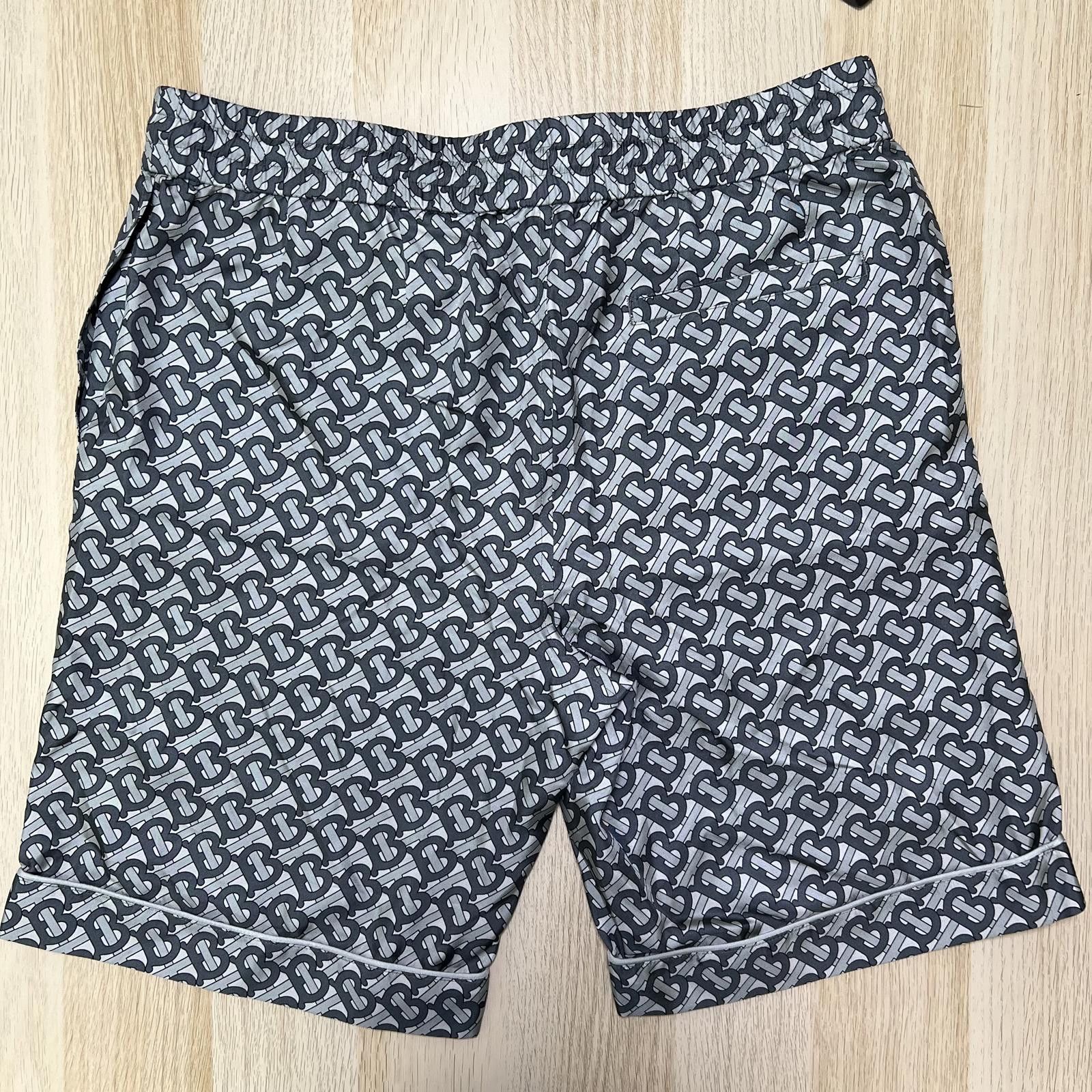 Burberry Burberry Monogram Silk Shorts Size US 36 / EU 52 - 2 Thumbnail