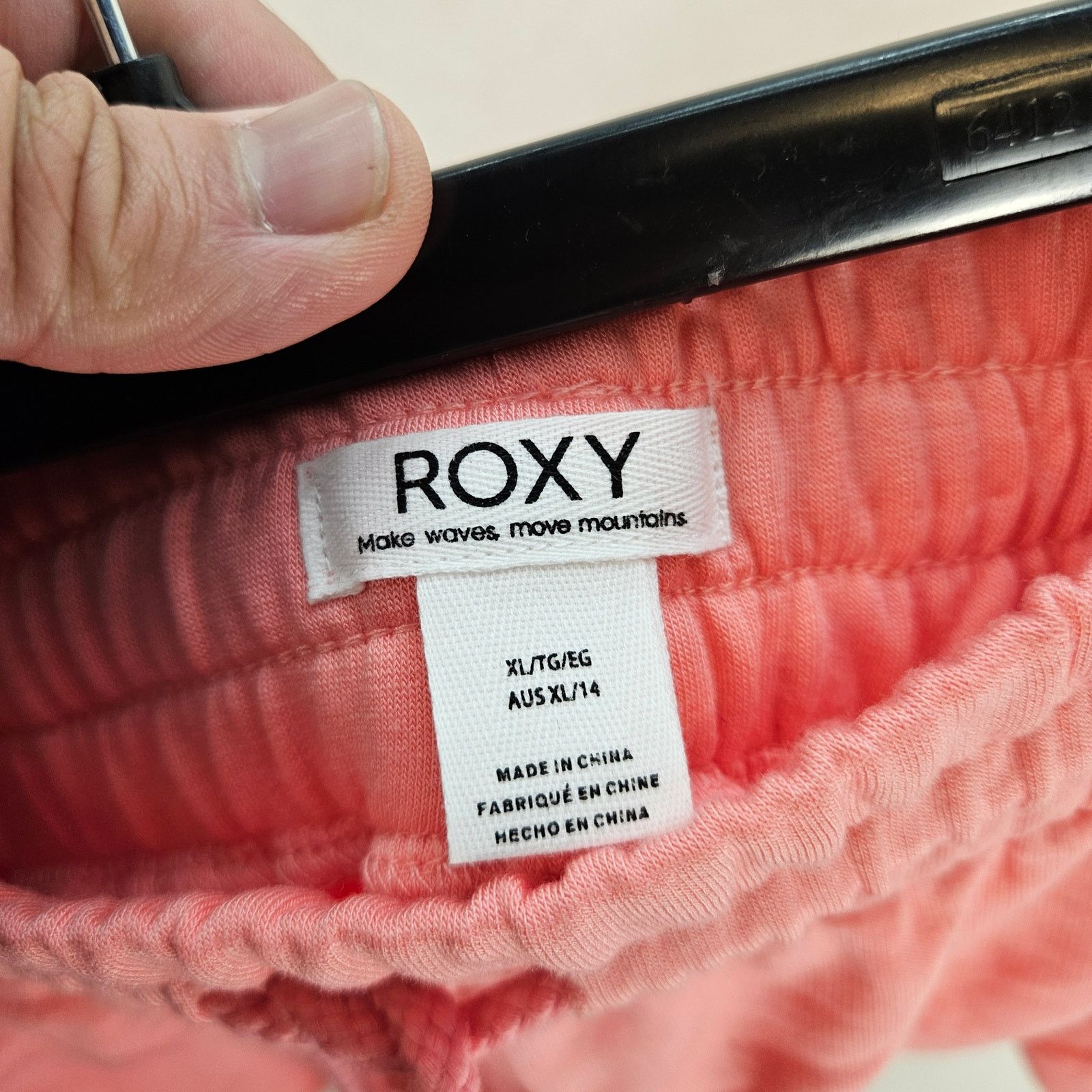 Roxanne Assoulin ROXY GIRLS XL PINK SHORTS EMBROIDERED PALM TREES Size 31" - 5 Thumbnail