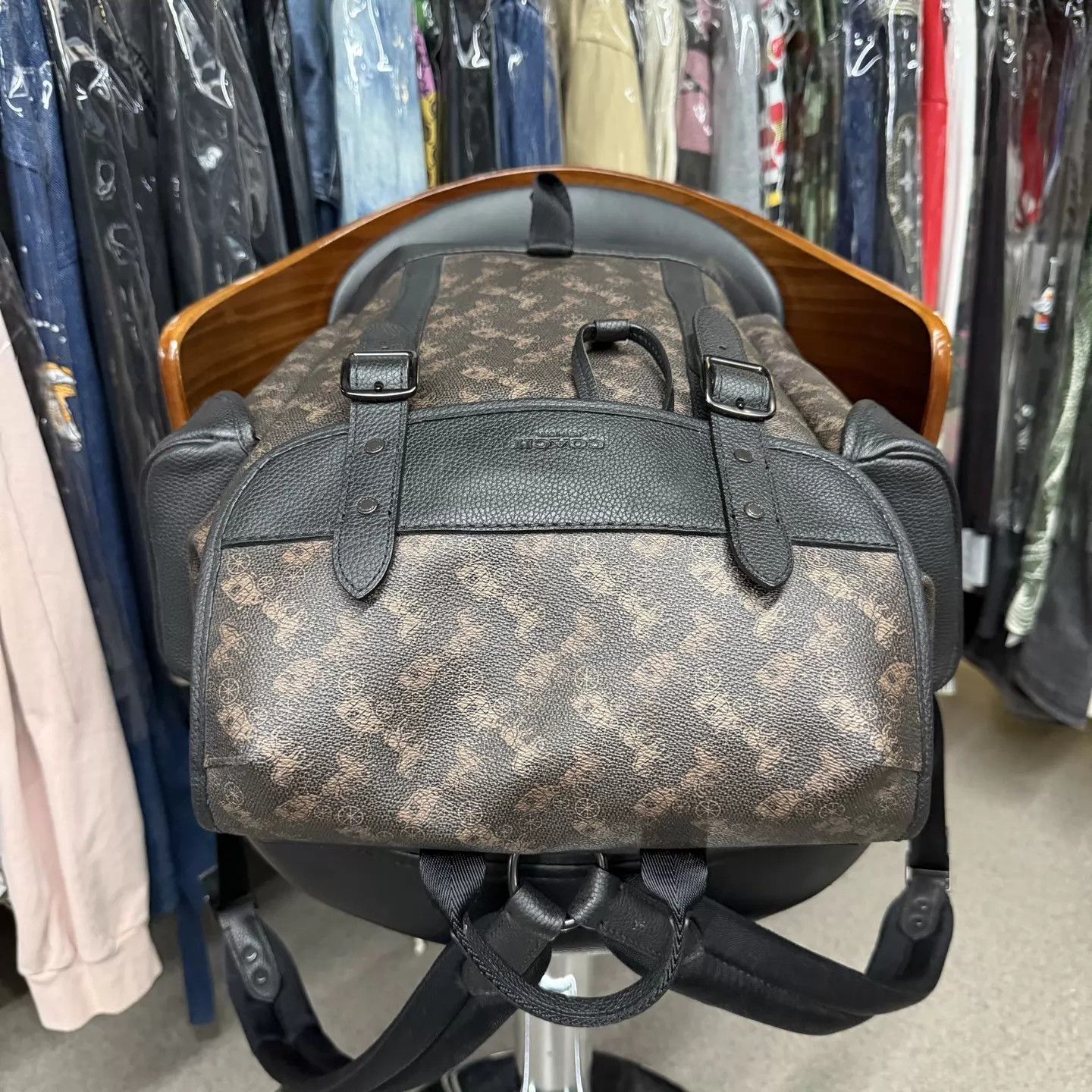 Coach Coach Hitch31 Monogram Large Backpack Like New Size ONE SIZE - 5 Thumbnail