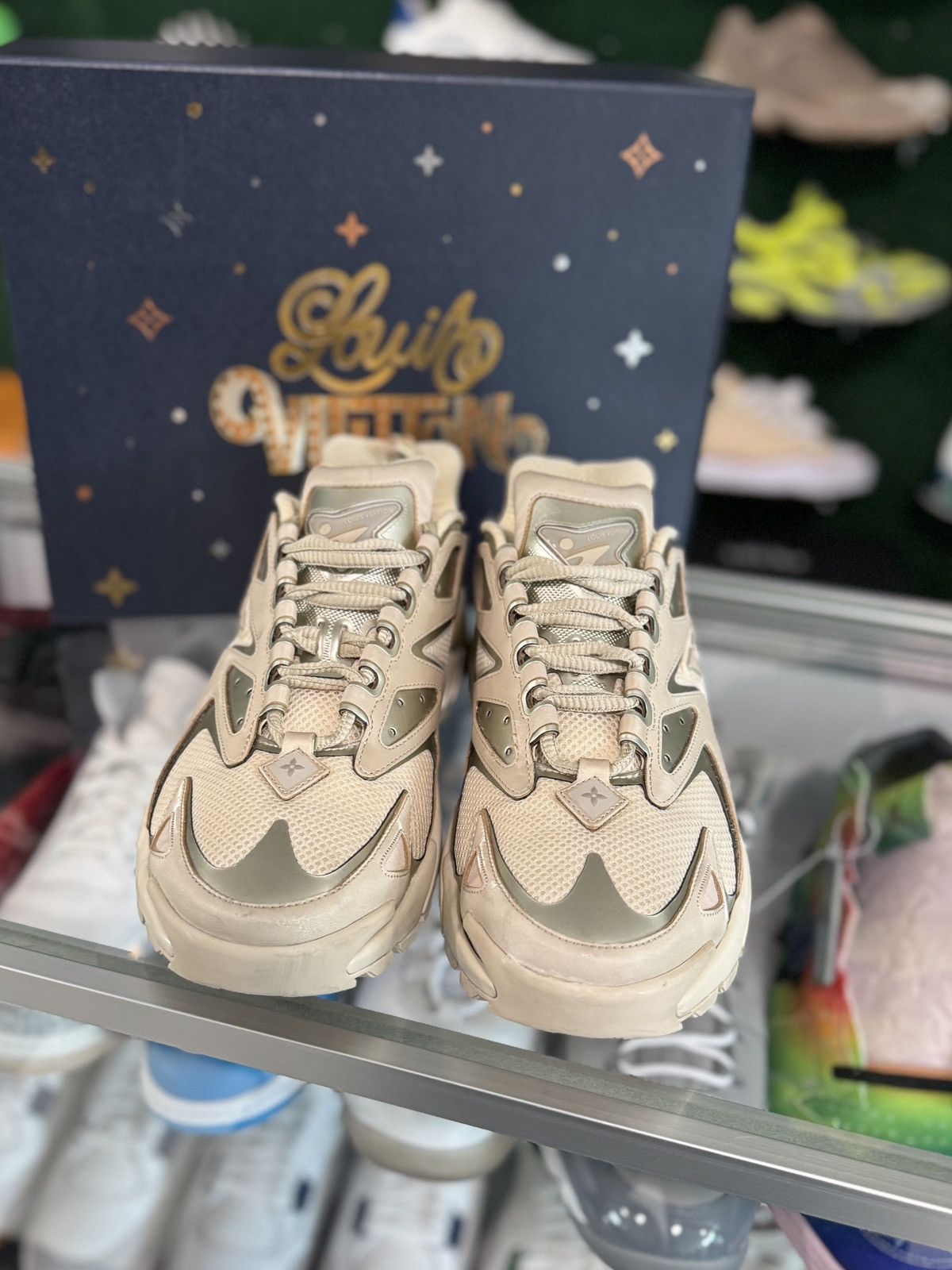 Louis Vuitton Louis Vuitton LV Runner Tatic Sneaker Beige Reflective Size US 12 / EU 45 - 8 Thumbnail