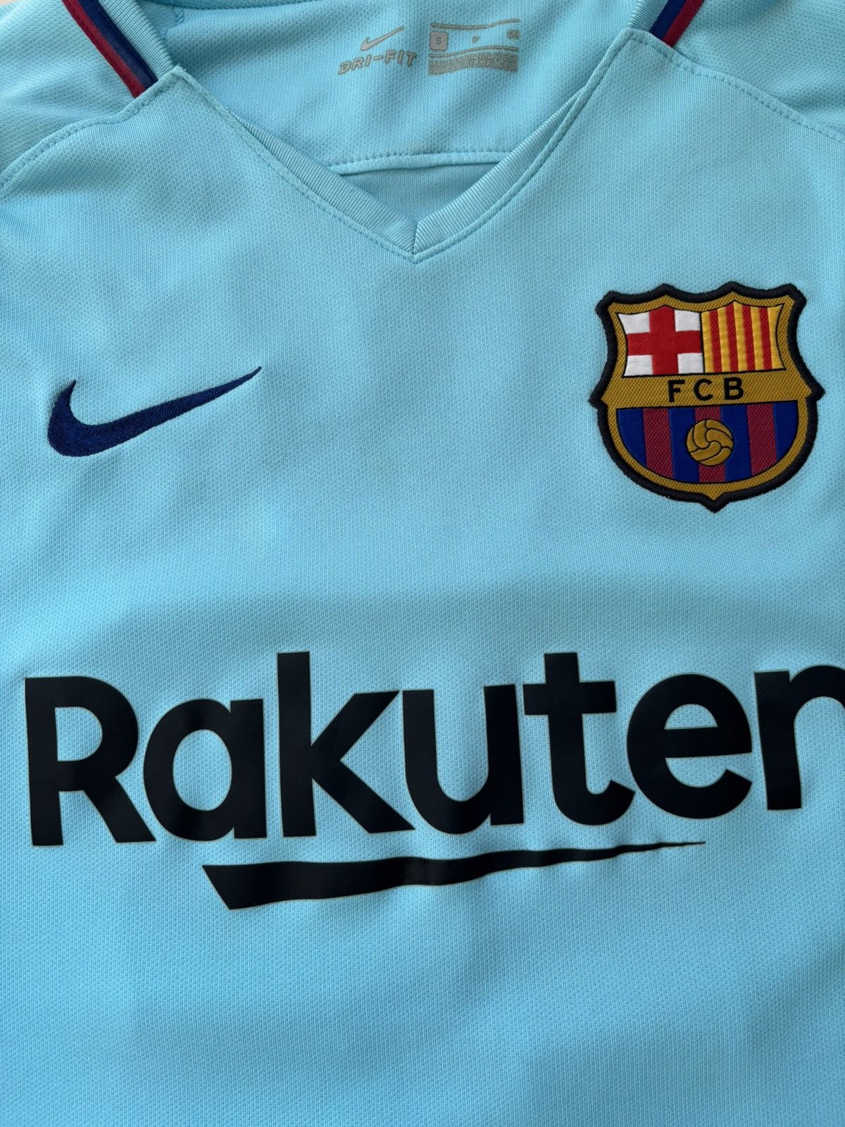 Nike BARCELONA 17-18 AUTHENTIC OUSMANE DEMBELE AWAY SHIRT Size US S / EU 44-46 / 1 - 4 Thumbnail