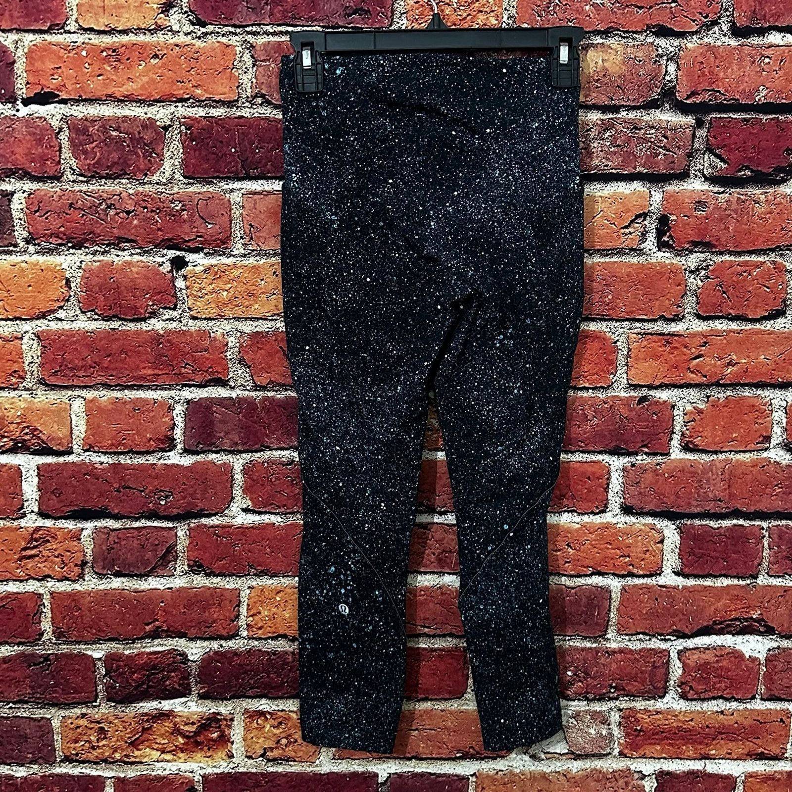 Lululemon lululemon leggings size 4 Size 27" / US 4 / IT 40 - 5 Thumbnail
