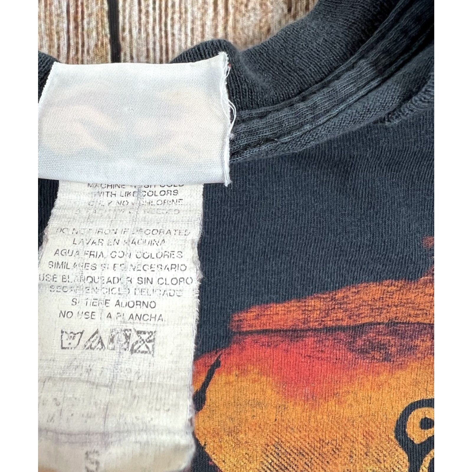 Hard Rock Cafe VINTAGE Hard Rock Cafe T-Shirt Black Short Sleeve Size S Men Rock 90s Music Santo Domingo Black T Shirt Mens Size US S / EU 44-46 / 1 - 4 Thumbnail