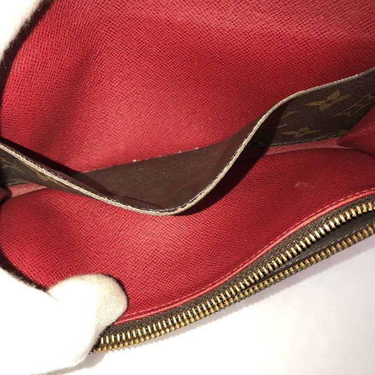 Louis Vuitton Monogram Wallet Emilie.