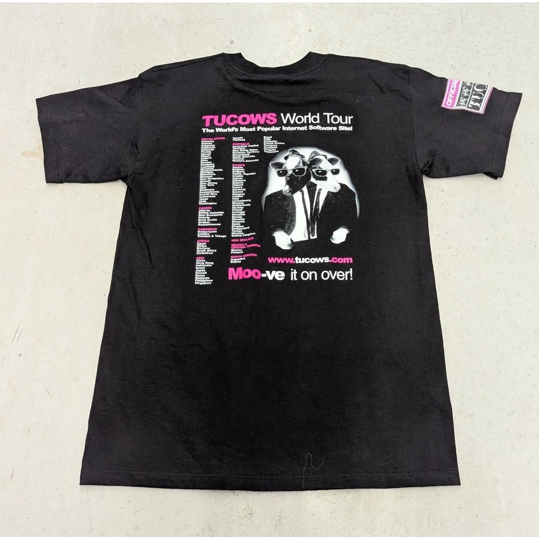 Gildan × Vintage Vintage TUCOWS Internet Software World Tour t-shirt Size US M / EU 48-50 / 2 - 1 Thumbnail