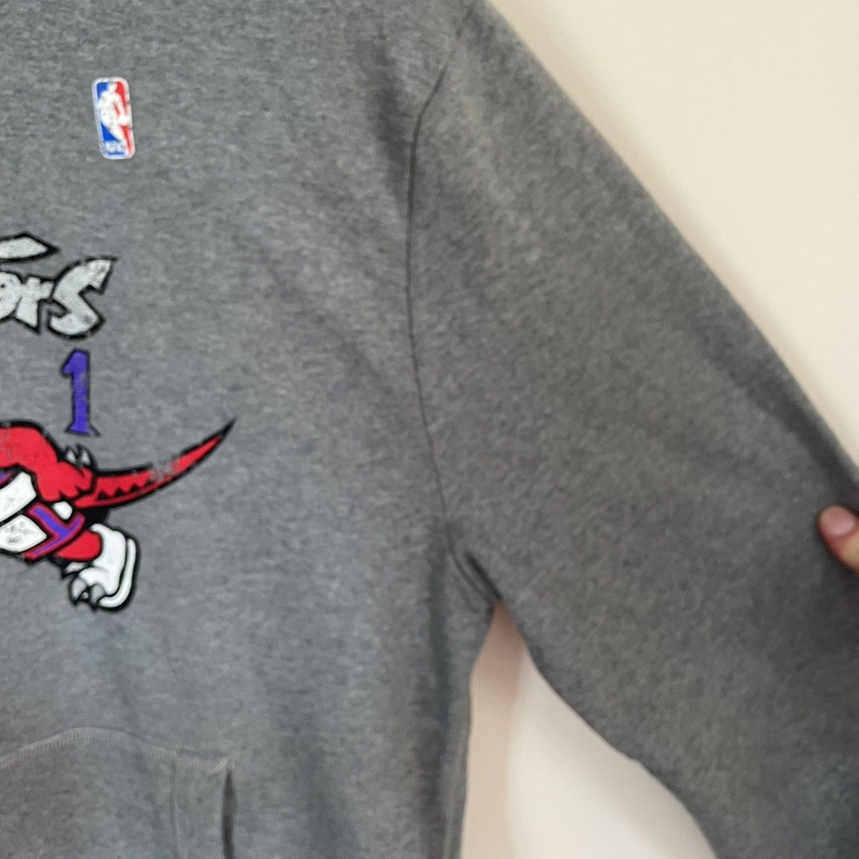 Mitchell & Ness × NBA × Vintage Toronto Raptors McGrady 1 Hoodie Size US M / EU 48-50 / 2 - 5 Thumbnail