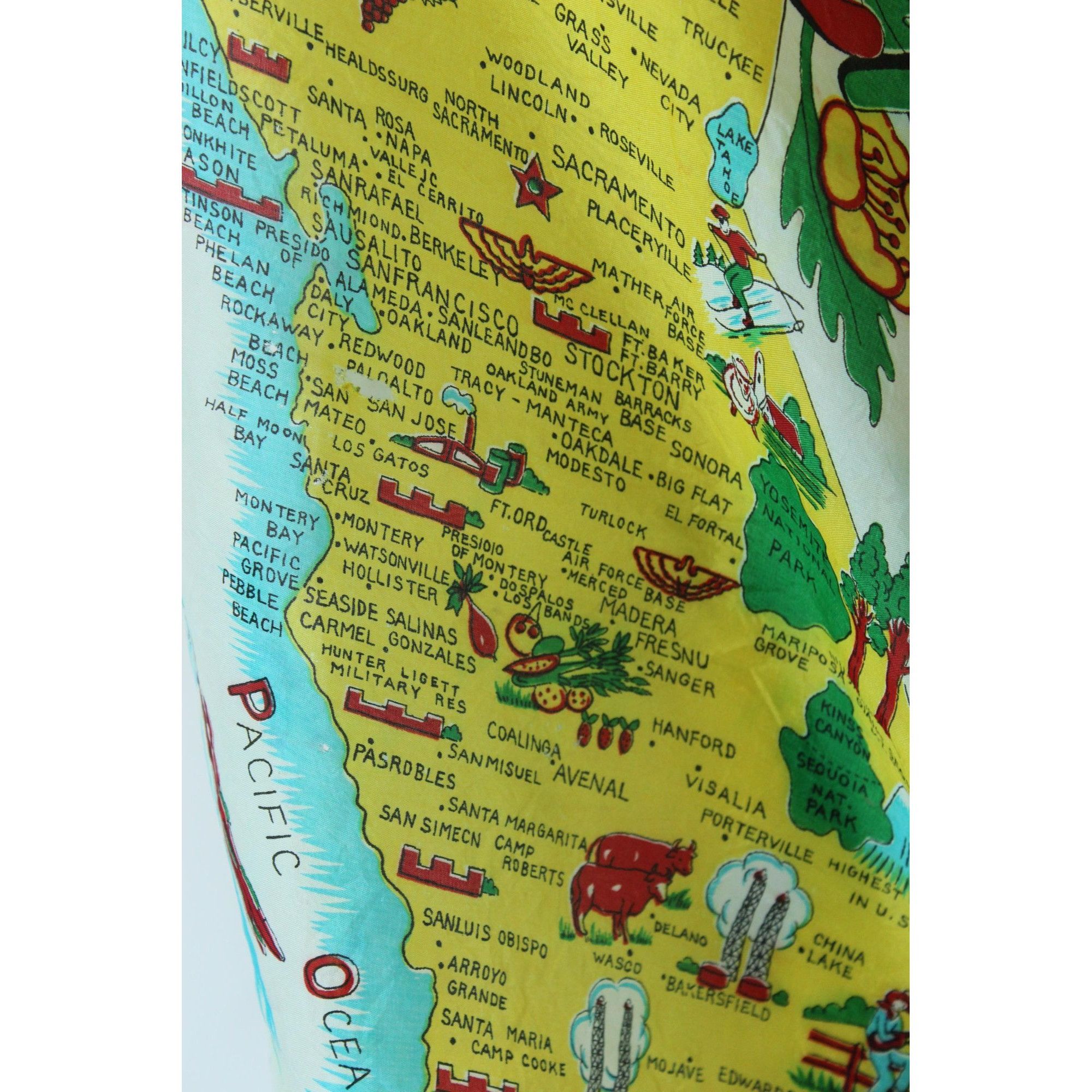Vintage Vintage 1950s Scarf, California Map Souvenir Rayon Head Size ONE SIZE - 3 Thumbnail