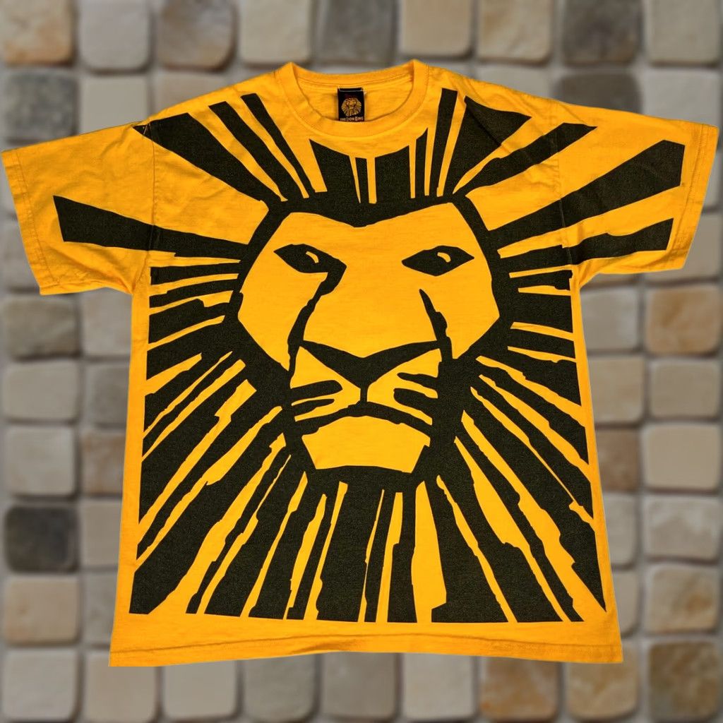 Disney VINTAGE The Lion King Broadway Musical T-Shirt Yellow Adults L Nike? Size US L / EU 52-54 / 3 - 1 Thumbnail