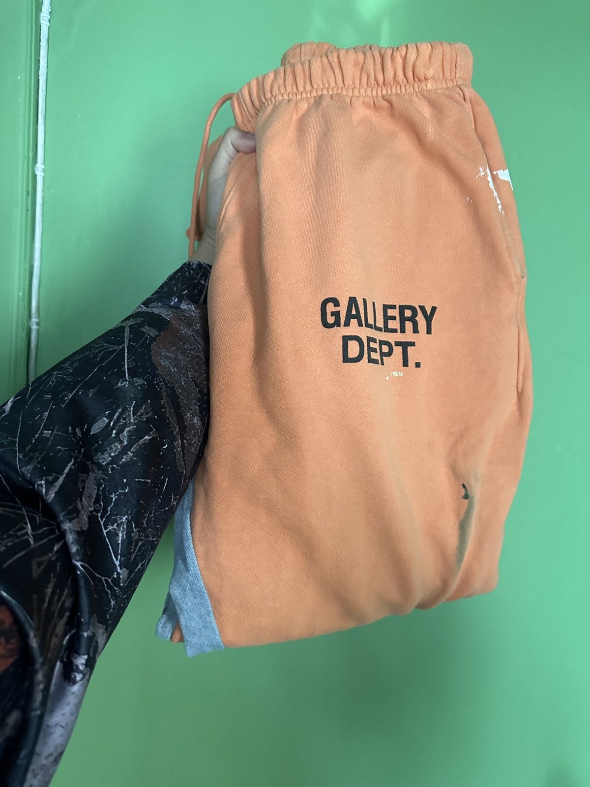 Gallery Dept. Gallery Dept. Logo Sweatpants Size US 34 / EU 50 - 3 Thumbnail
