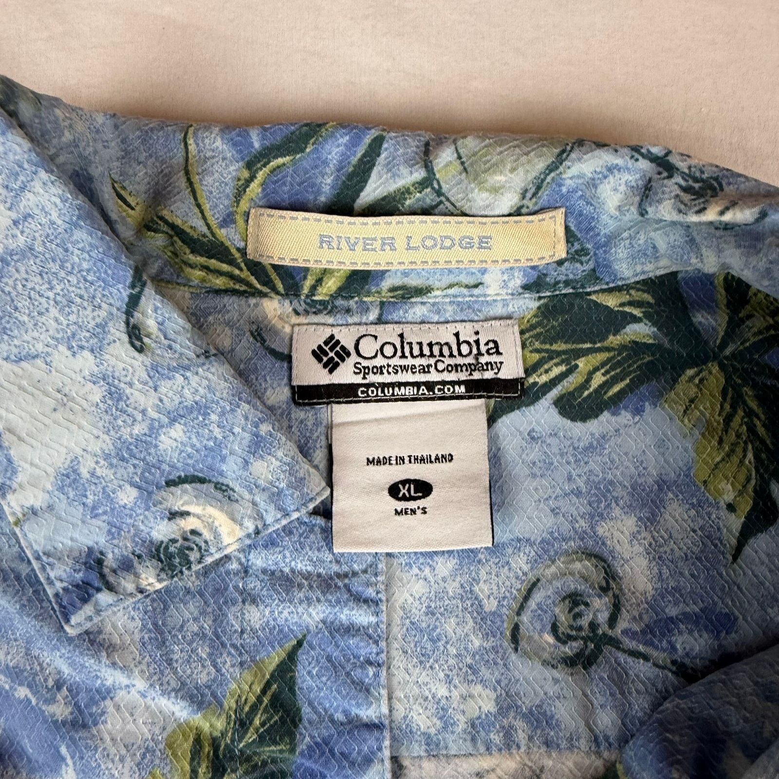 Columbia Vintage Columbia Hawaiian Shirt - Size XL - Great Condition! Size US XL / EU 56 / 4 - 5 Thumbnail