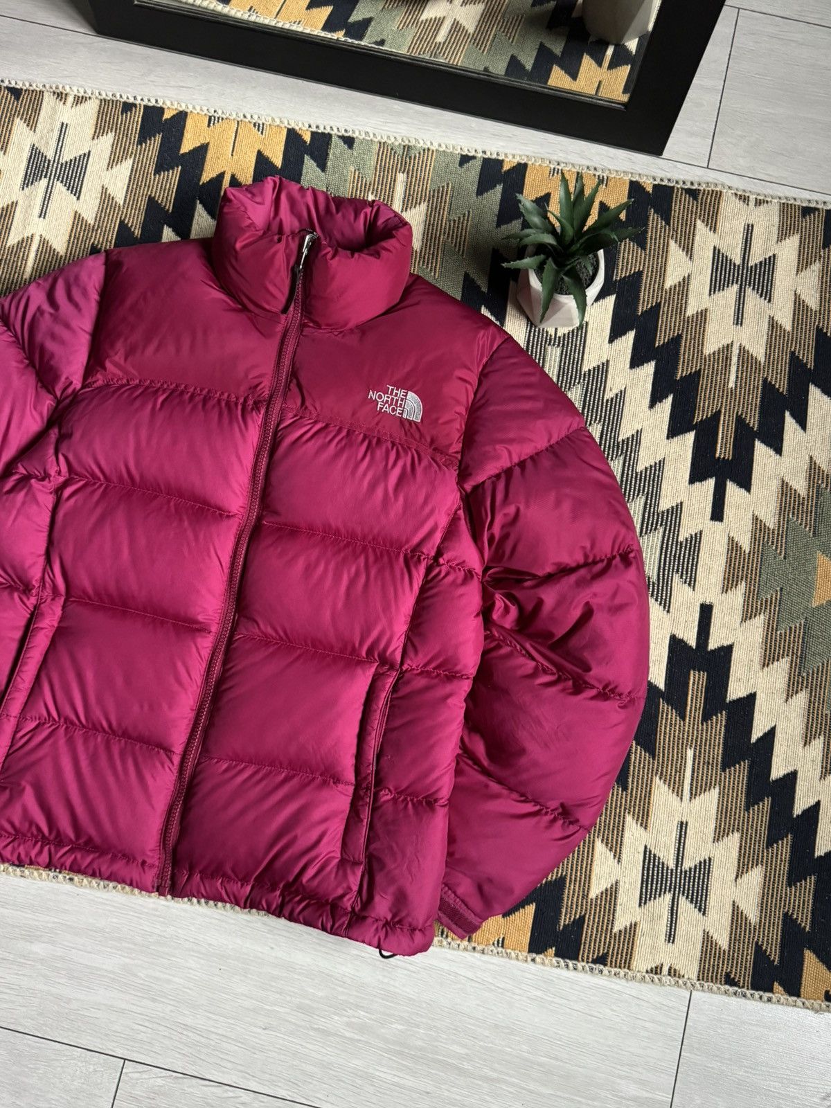 The North Face The North Face 700 Nuptse Puffer Jacket Size M / US 6-8 / IT 42-44 - 3 Thumbnail