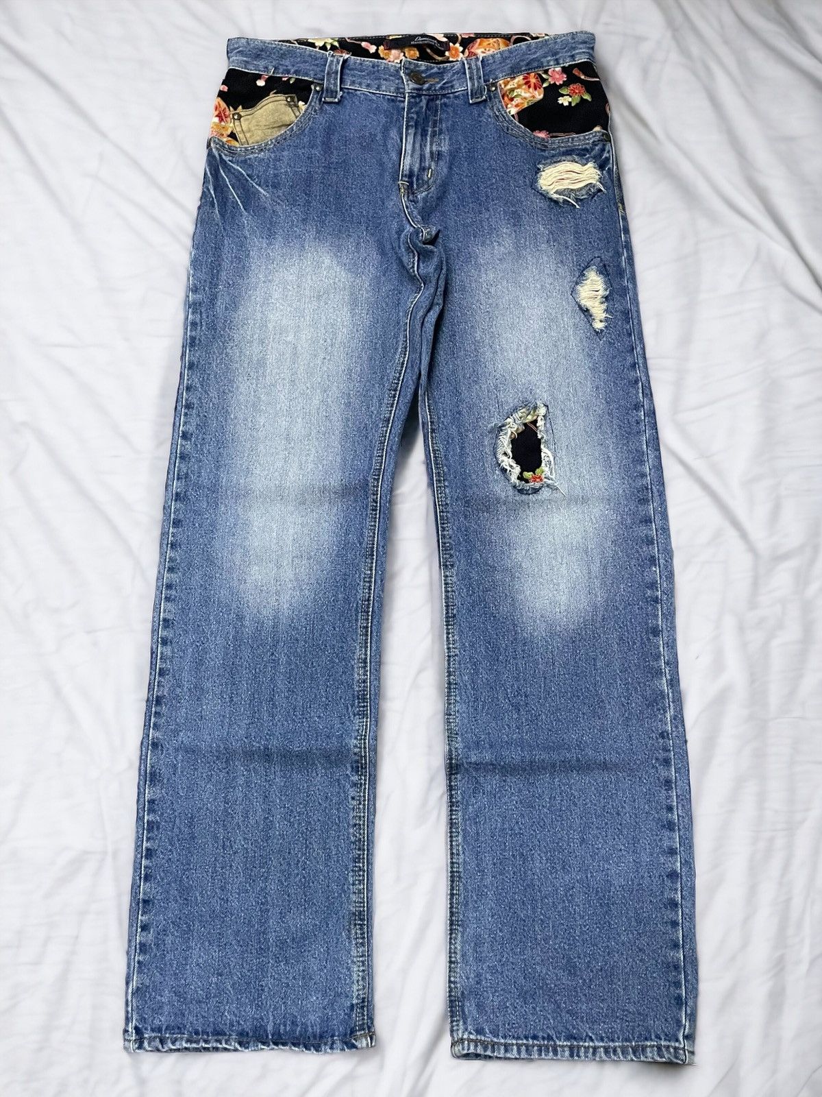 Japanese Brand Dominate Japan Handcrafted Floral Loose Jeans Size US 32 / EU 48 - 1 Thumbnail