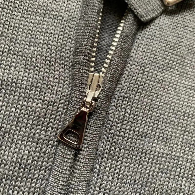 Burberry Burberry Gray Wool Women's Cardigan. Size M / US 6-8 / IT 42-44 - 3 Thumbnail