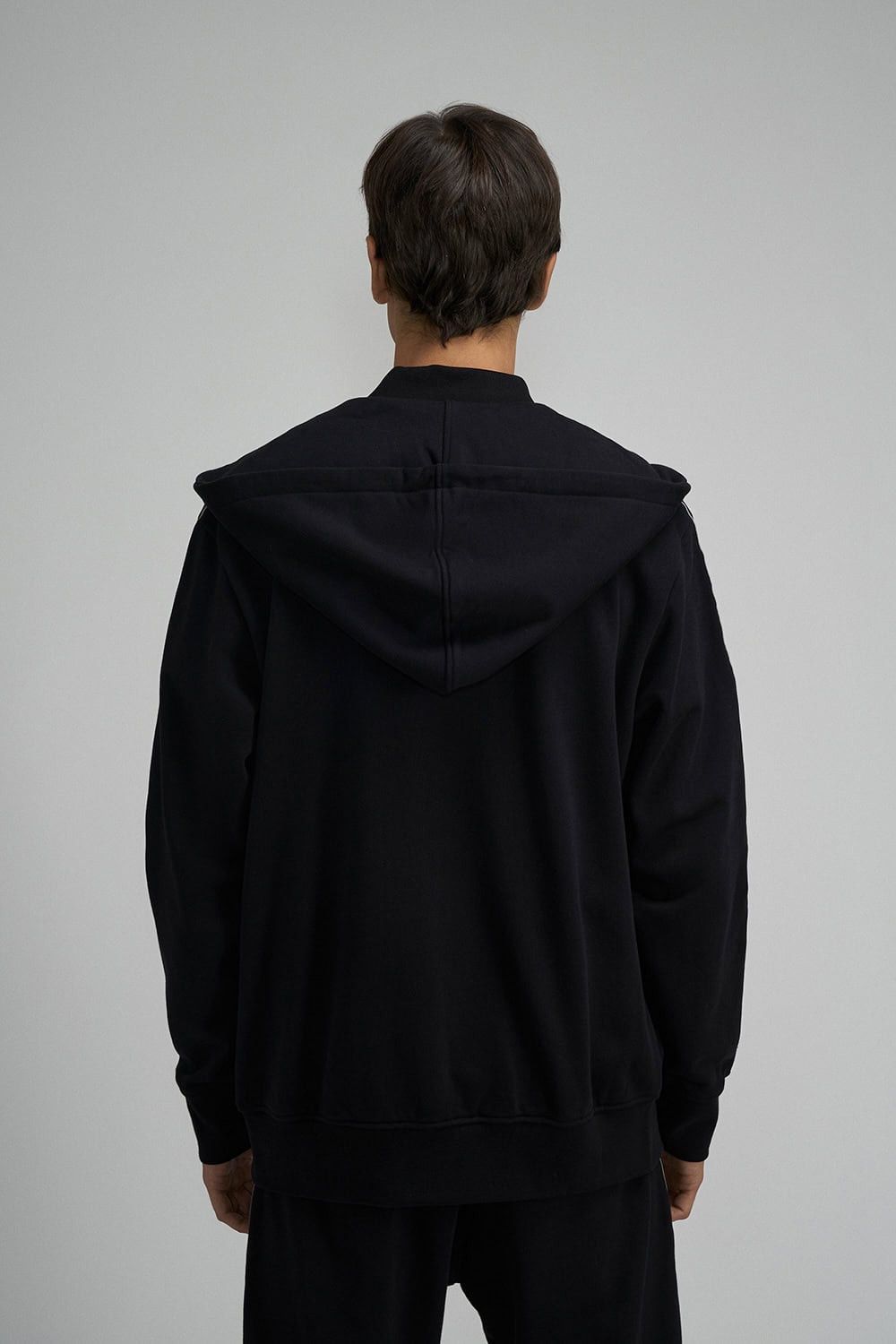 Alexander McQueen o1srvl11e0226 Tape Zip Up Hoodie In Black Size US M / EU 48-50 / 2 - 2 Thumbnail