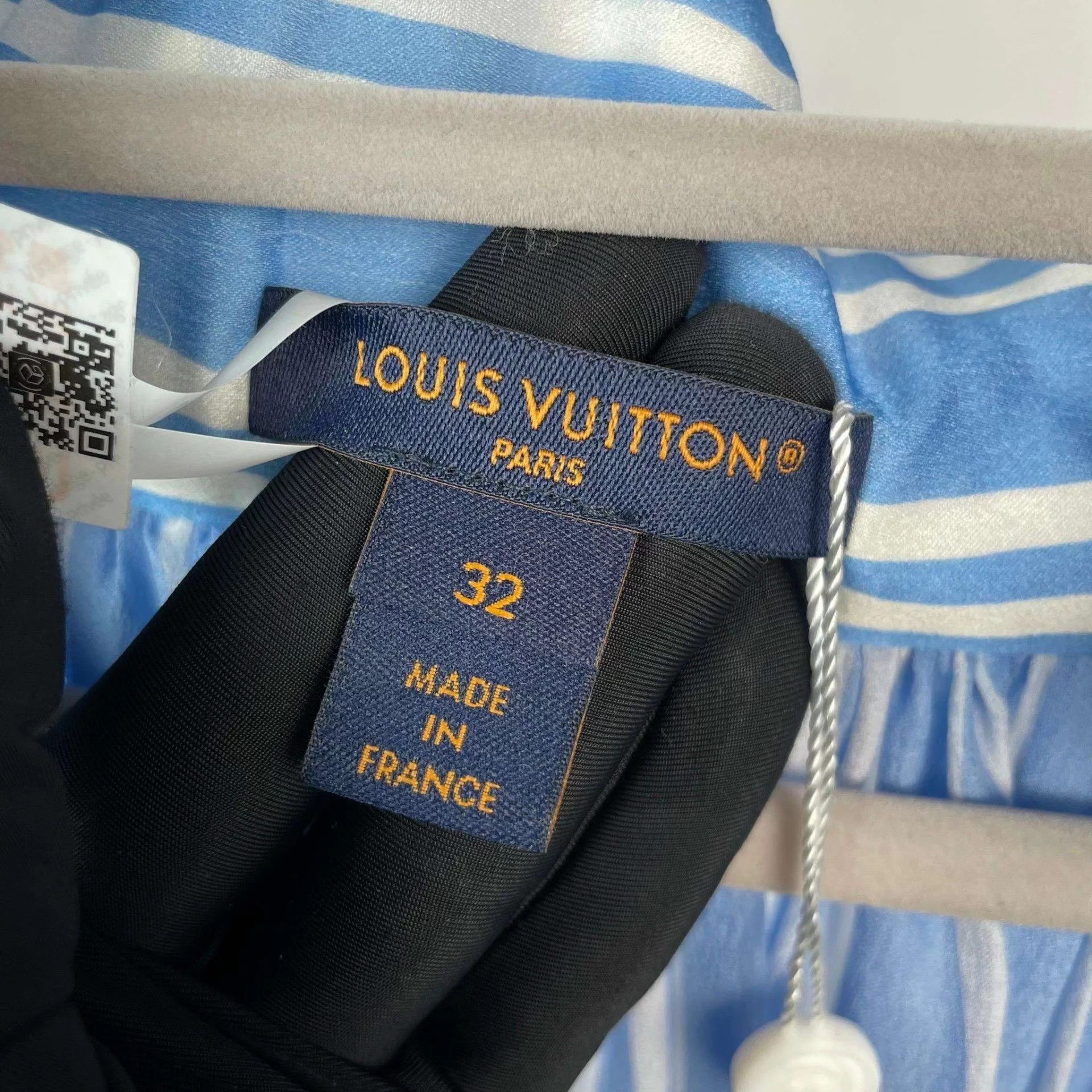 Louis Vuitton Louis Vuitton men's casual shirt Size US XXS / EU 40 - 3 Thumbnail